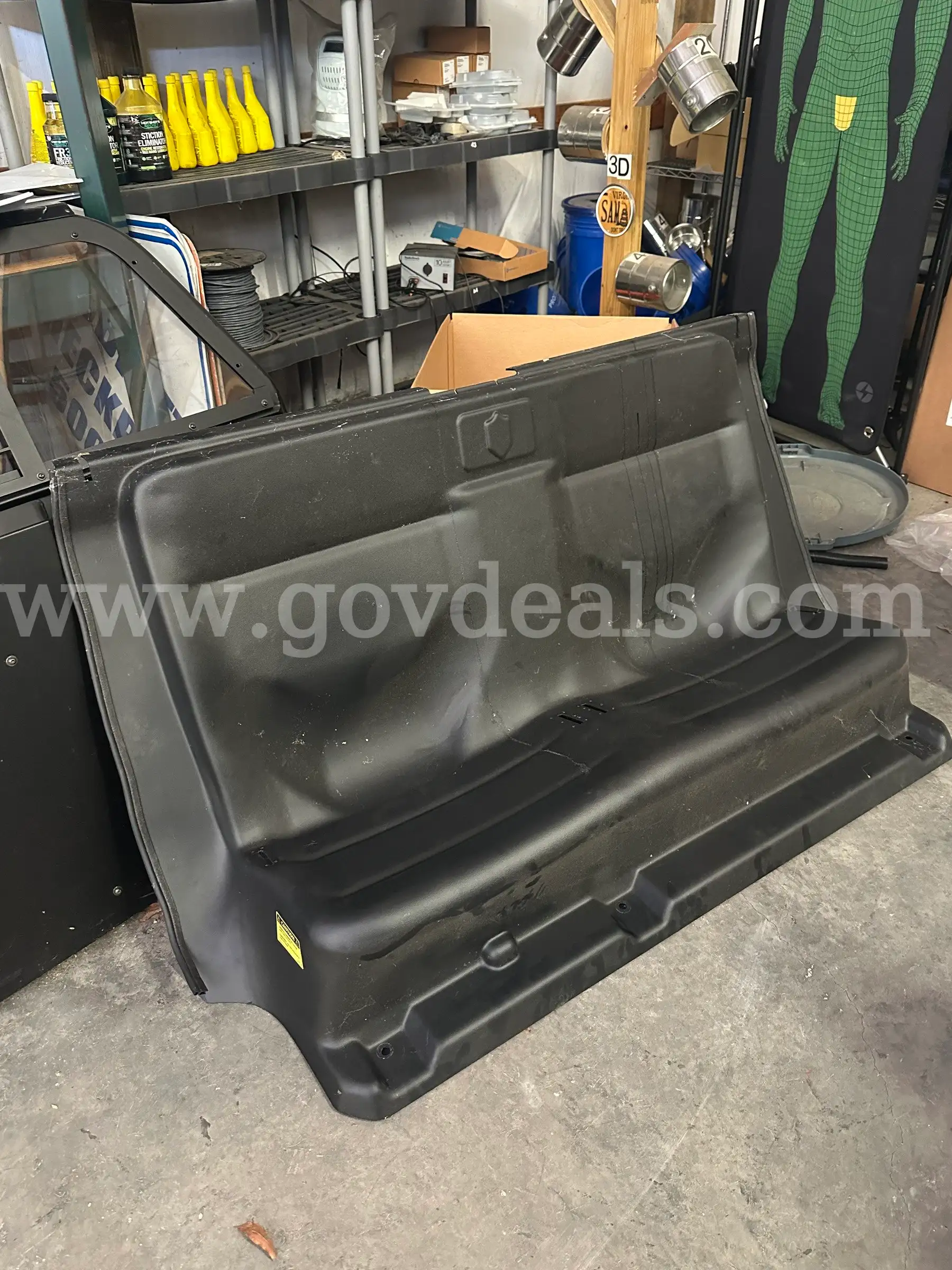 Tahoe Prisoner transport cage