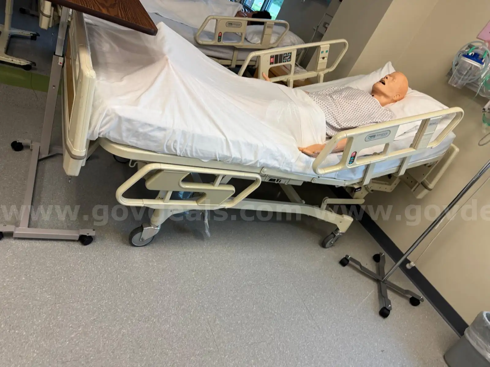 Large Lot of Nursing & Medical Training Equipment Beds Mannequins Monitors Stretcher & More