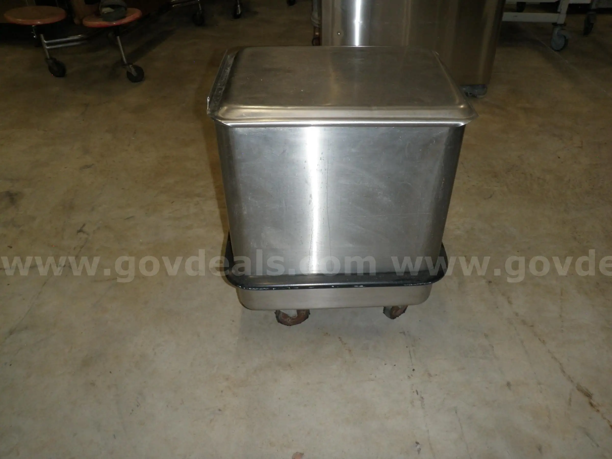 Trash Container
