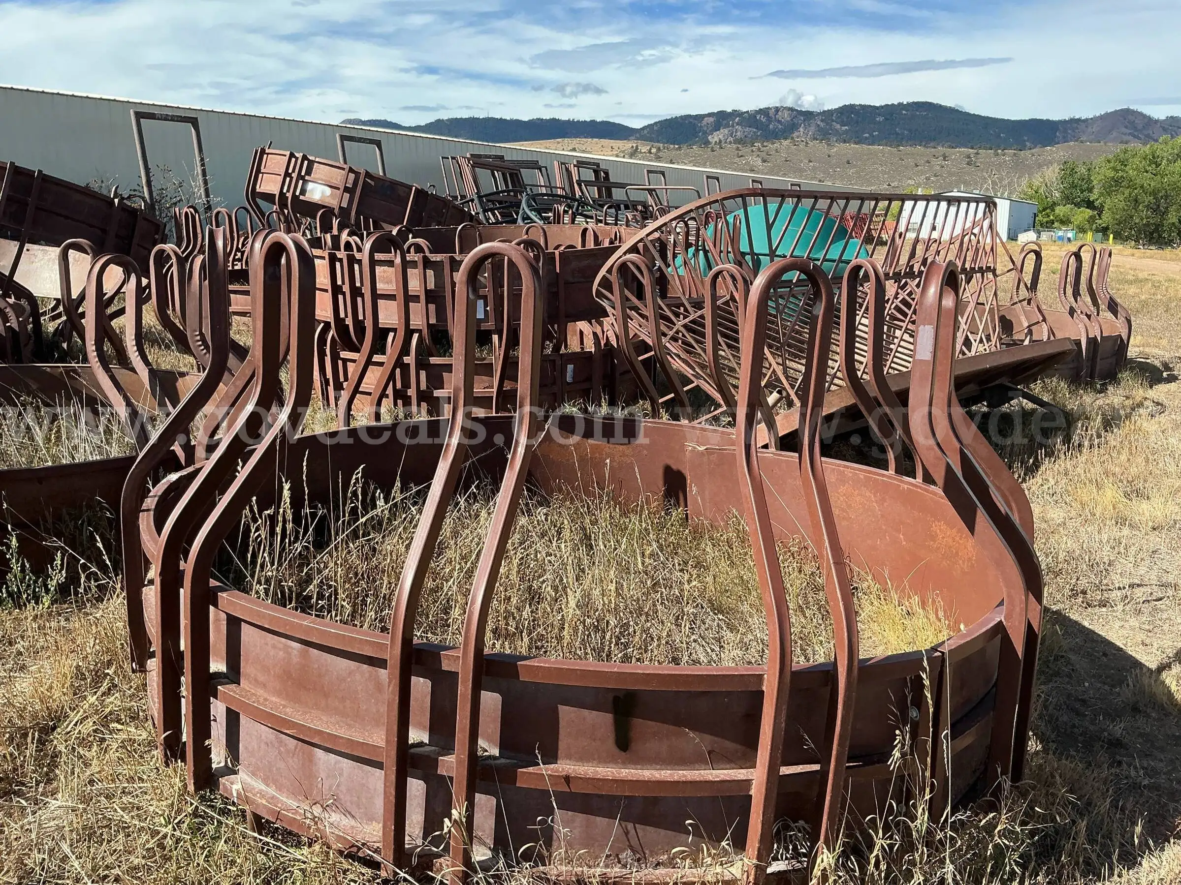 Round Bull Feeder (posting 1)