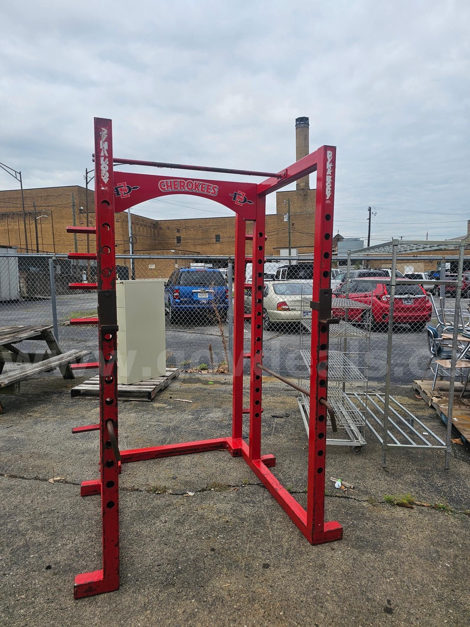 SQUAT RACK (88IN H X 48IN W X 60IN D)