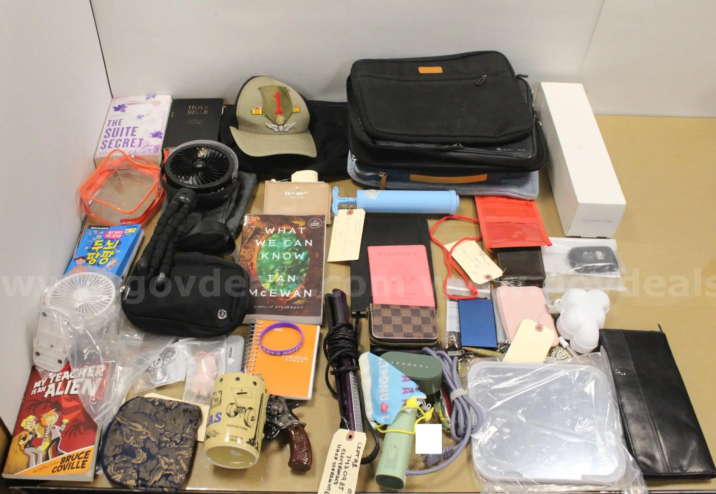 1 Box of Assorted Items #35774 **PICK UP ONLY**