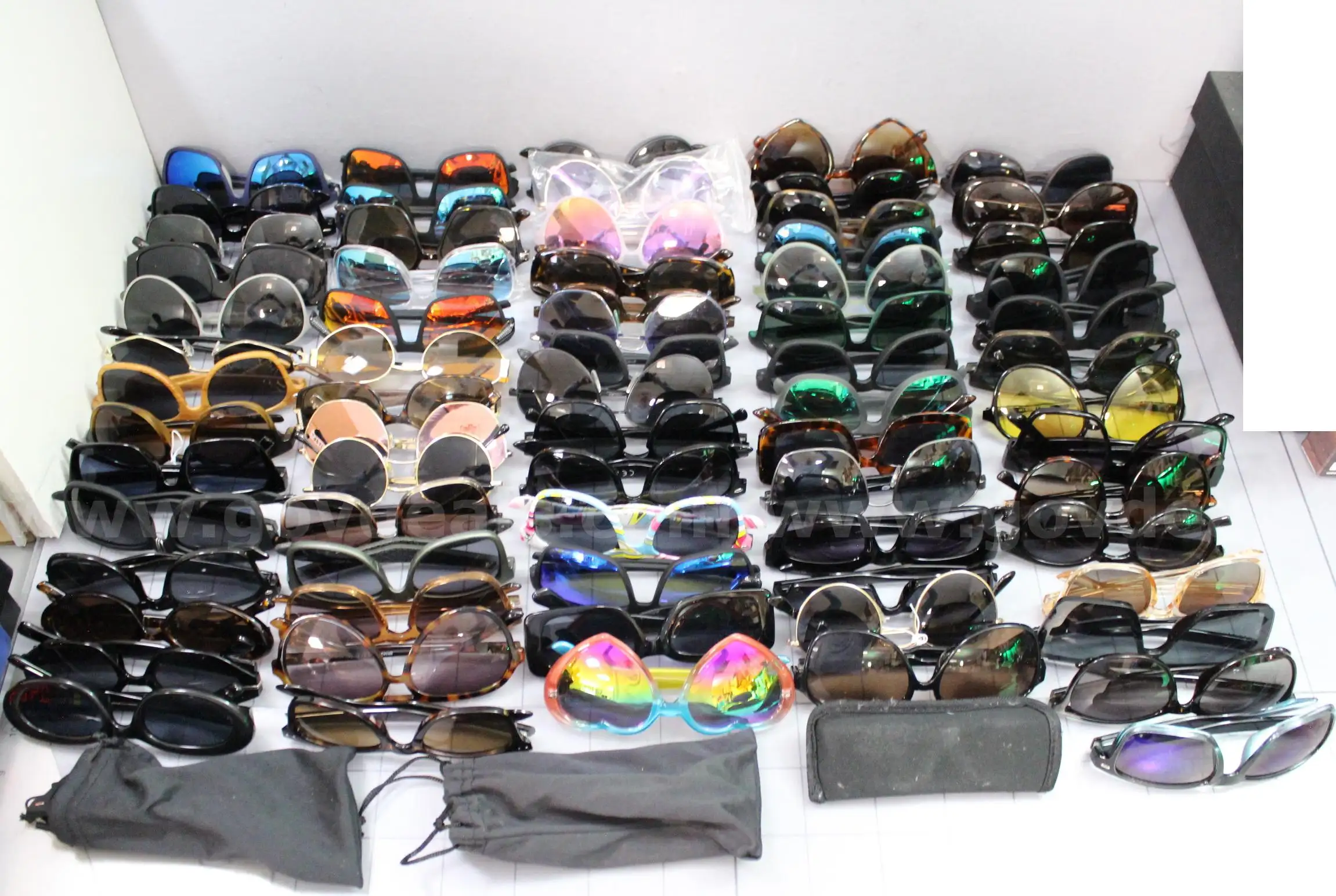 Approximately 5 lbs. of Assorted Sunglasses #35467