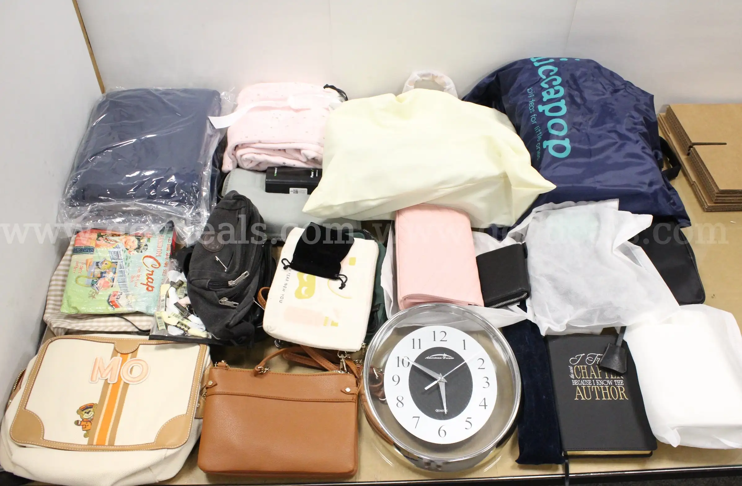 1 Box of Assorted Items #36062 **PICK UP ONLY**