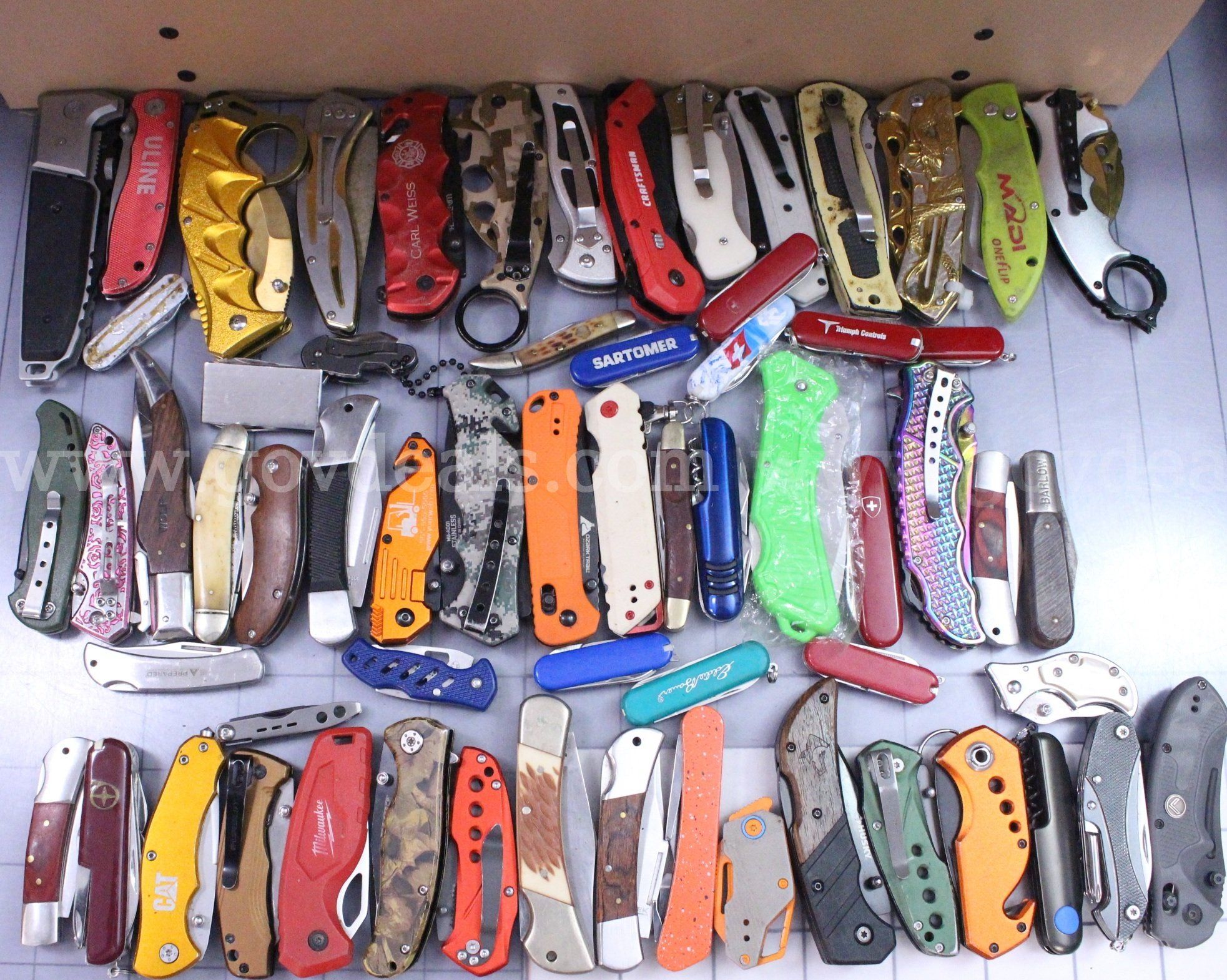 Approximately 12 lbs. of Assorted Knives etc. #36609