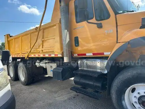 2005 International 7600
