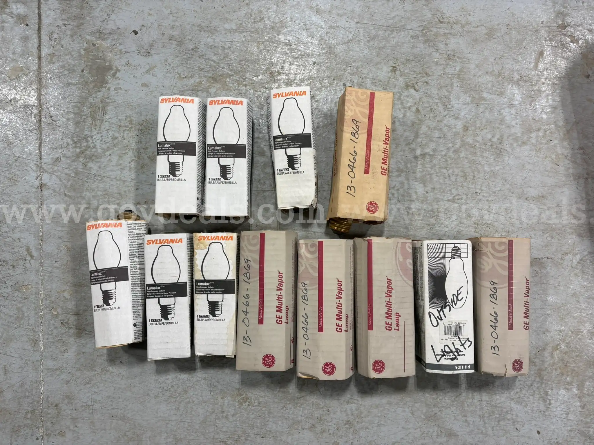 LOT OF LIGHT BULBS & BALLASTS