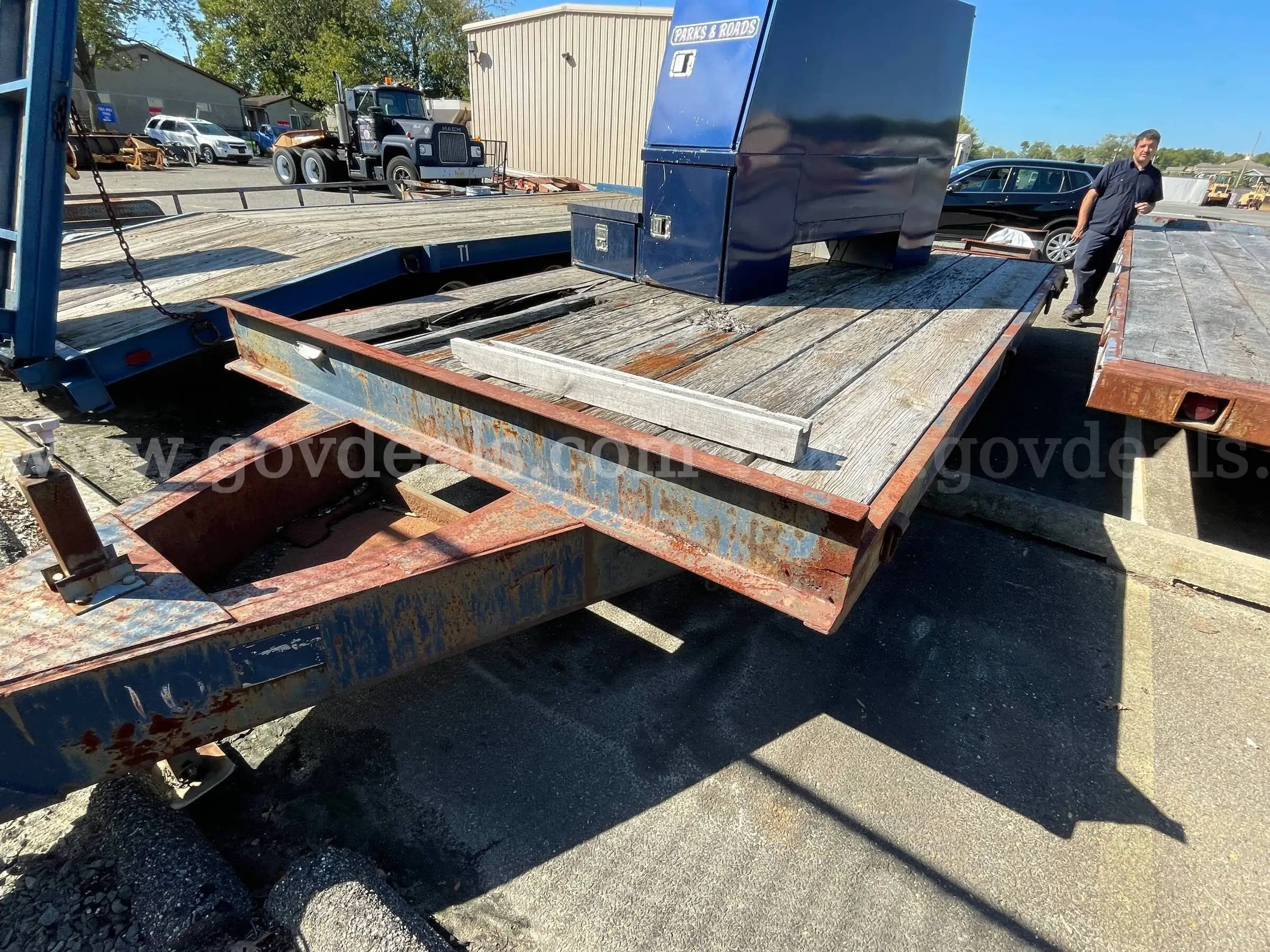 1973 Eager Beaver Equipment Trailer Needs Repairs