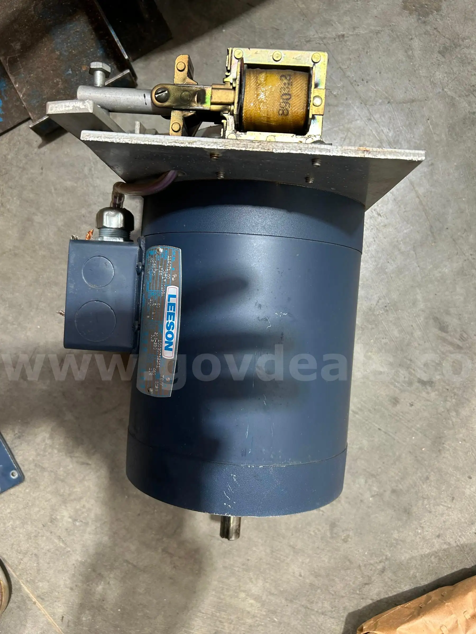 Leeson 1 HP C6T17NC199A Face mount motor 1725 RPM 3 Phase W brake 480v