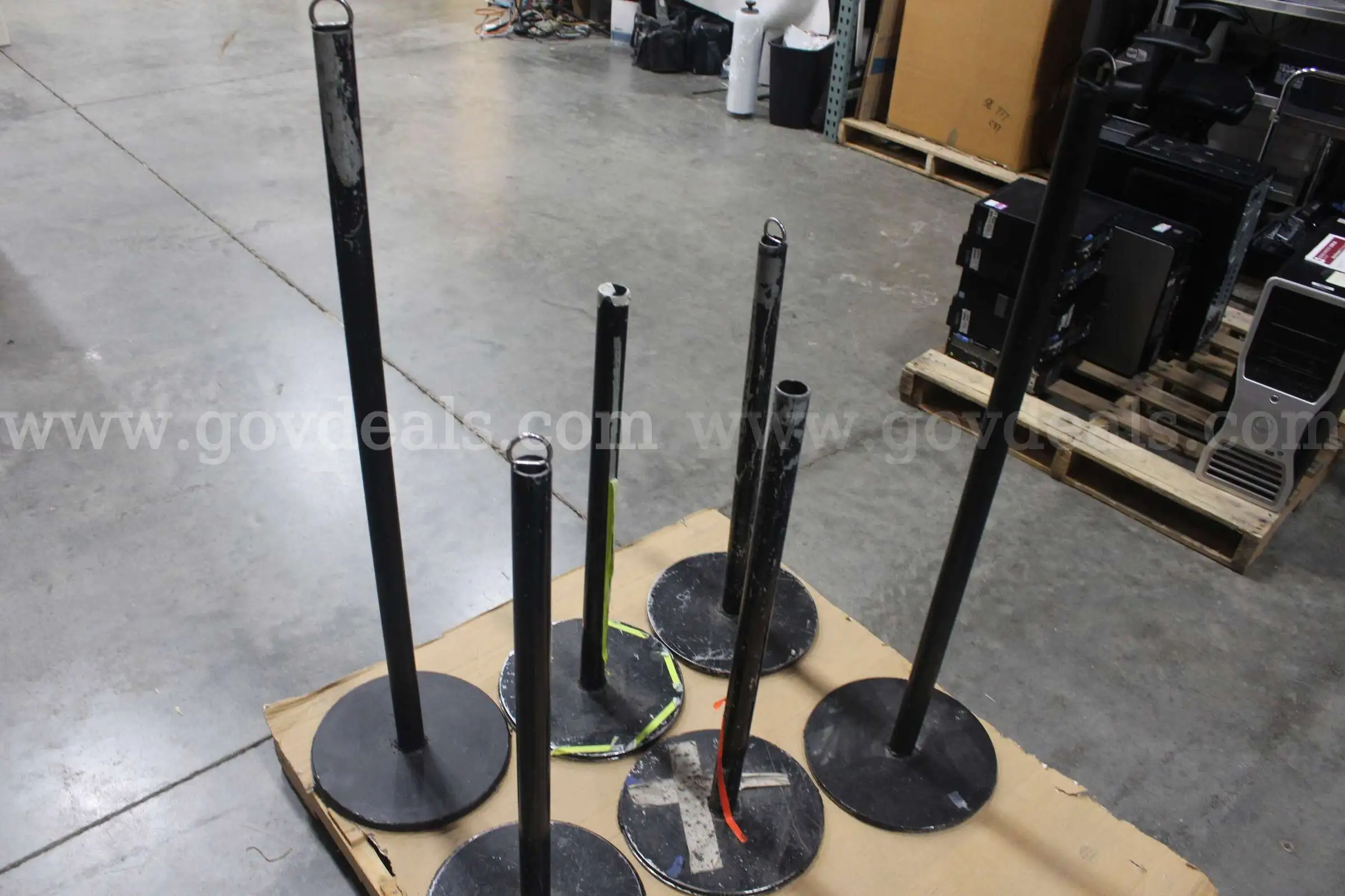 Crown Control Stands