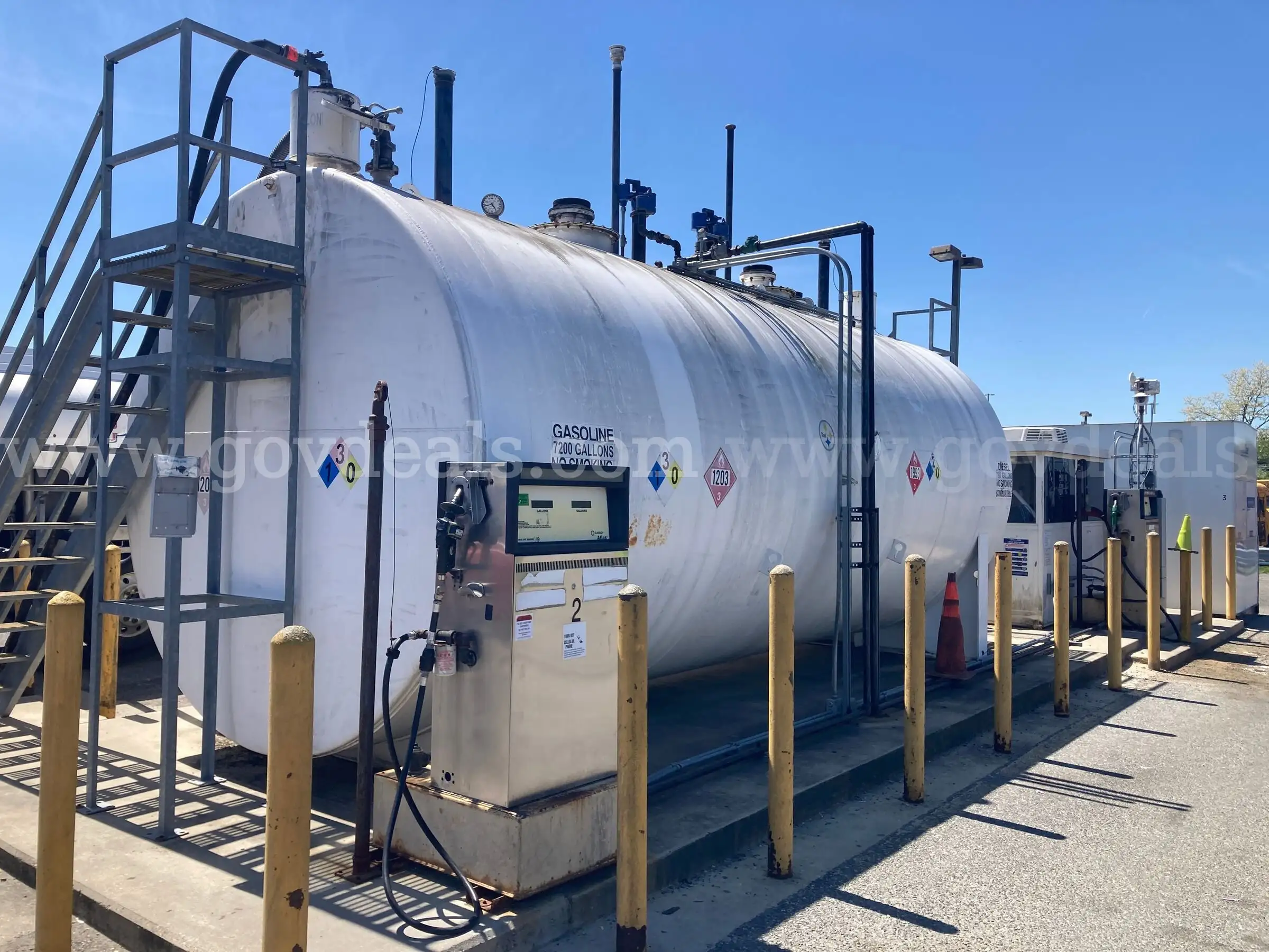 Diesel fueling station with 77 000 gallon diesel tank DEF tank 2 pumps kiosk