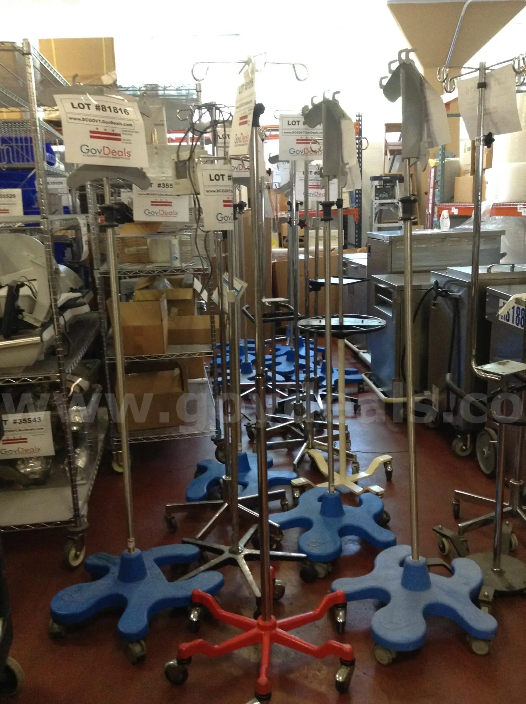 IV poles - lot of 22