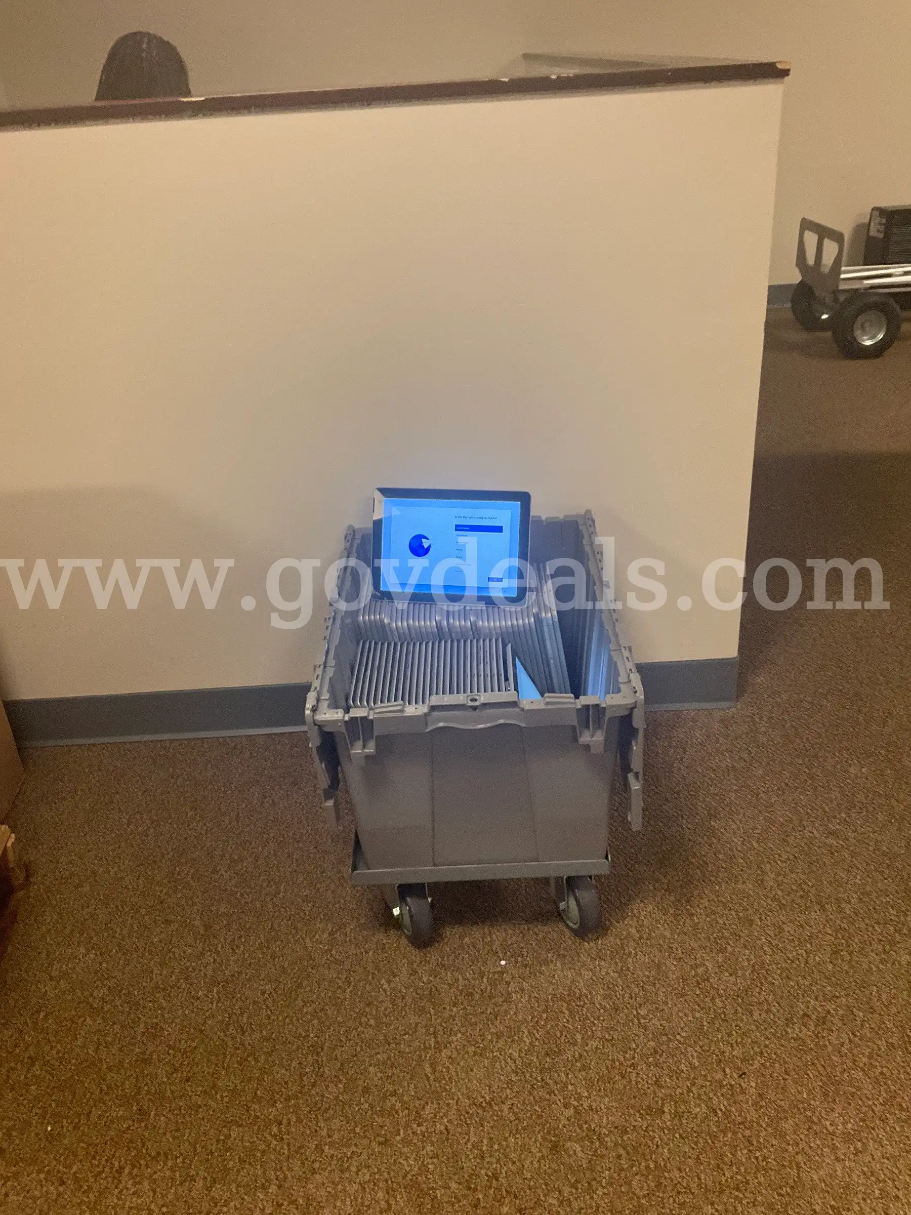 Microsoft Surface Go Tablets - 60 Units