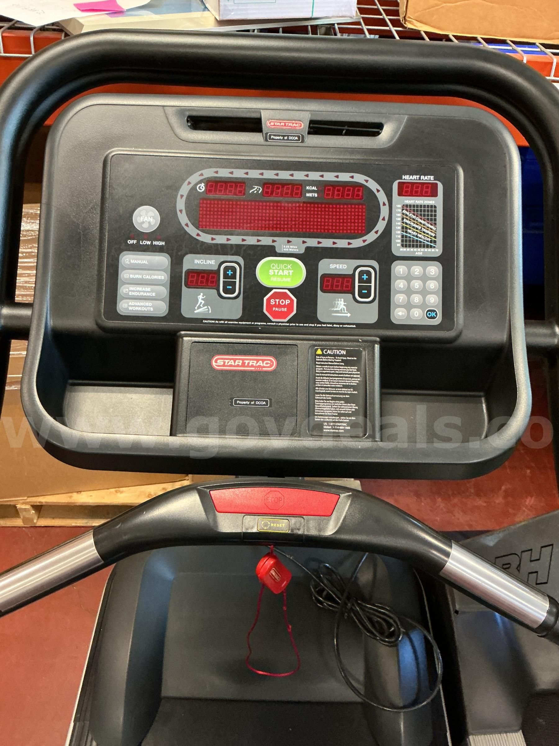 STAR TRAC FITNESS TREADMILL