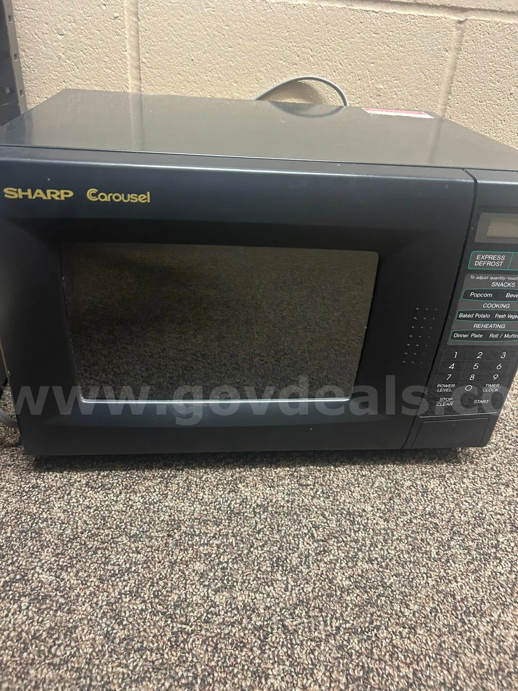 USED-Small Sharp Carousel Microwave.