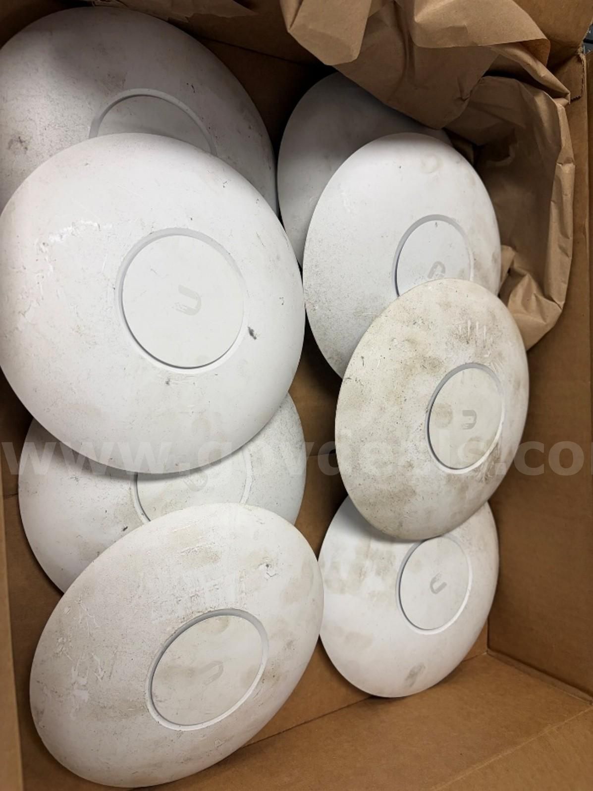 8x UniFi AP AC Pro Wireless Access Points (1 Lot)