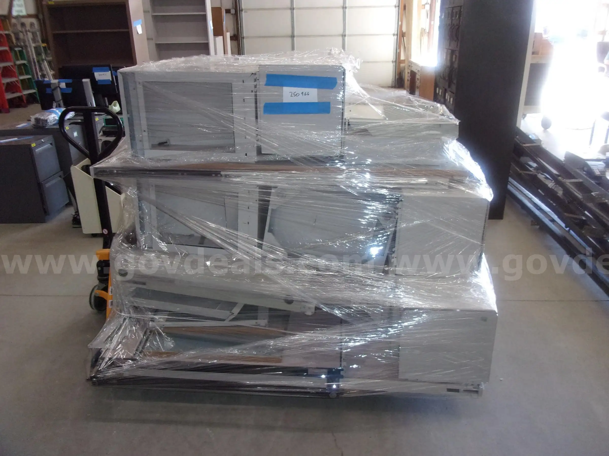 pallet of assorted cubicle parts