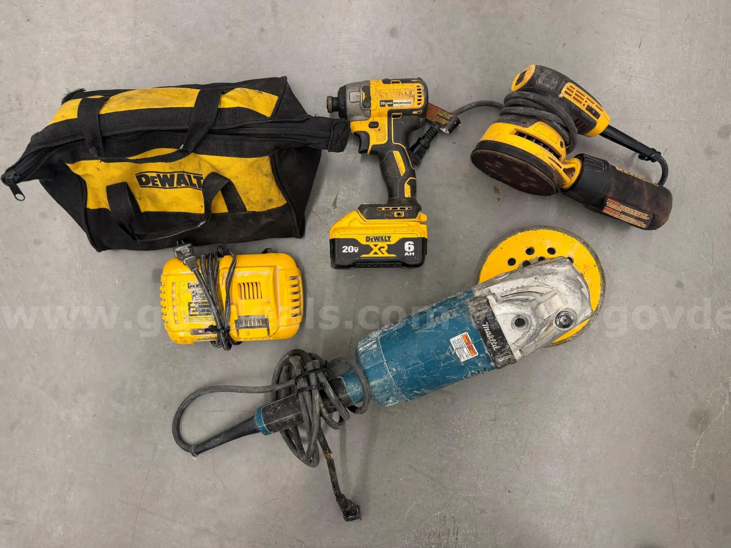 ASSORTED TOOLS