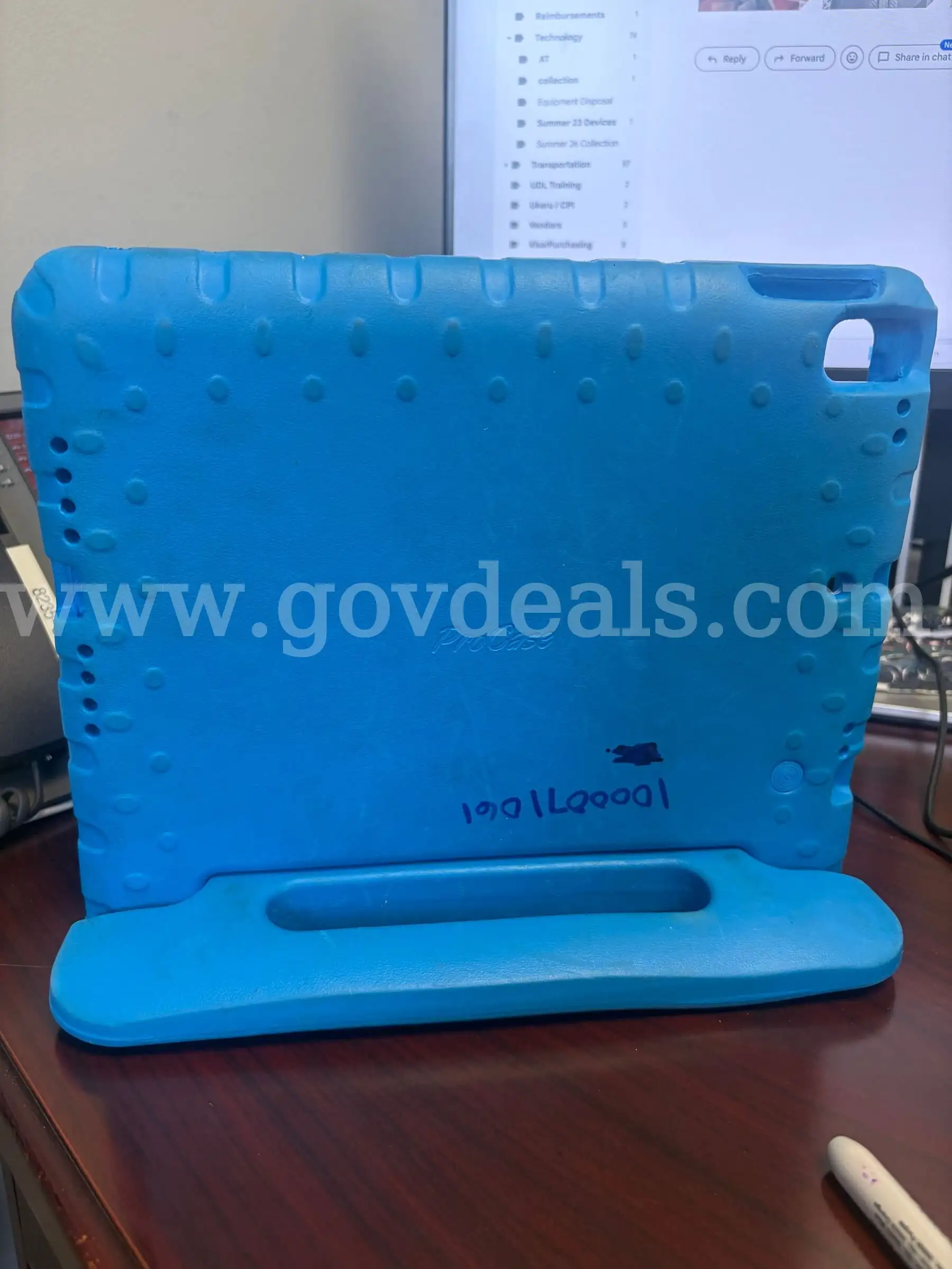 Ipad 7 cases Qty 7