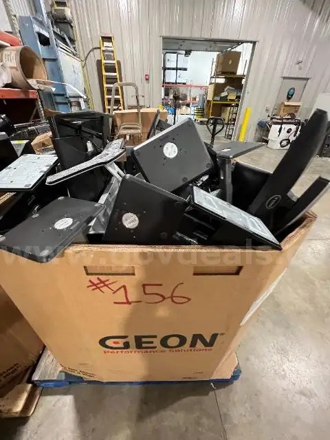 Lot of (127) Dell and HP Brand Monitors.
