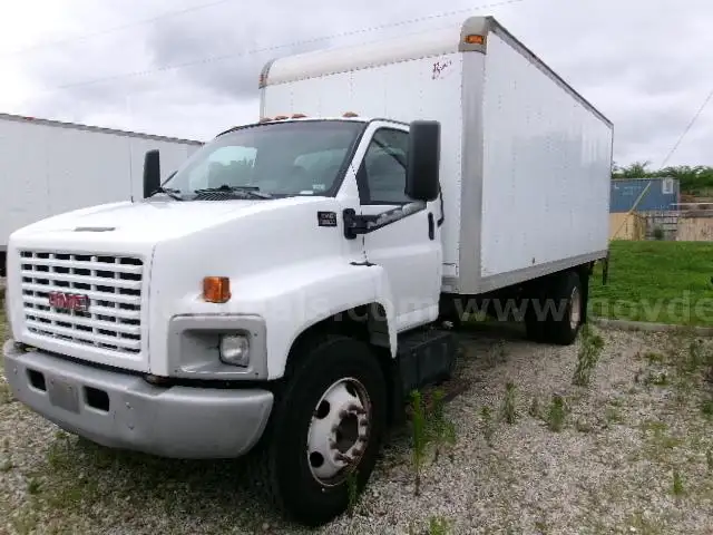 2003 GMC C6