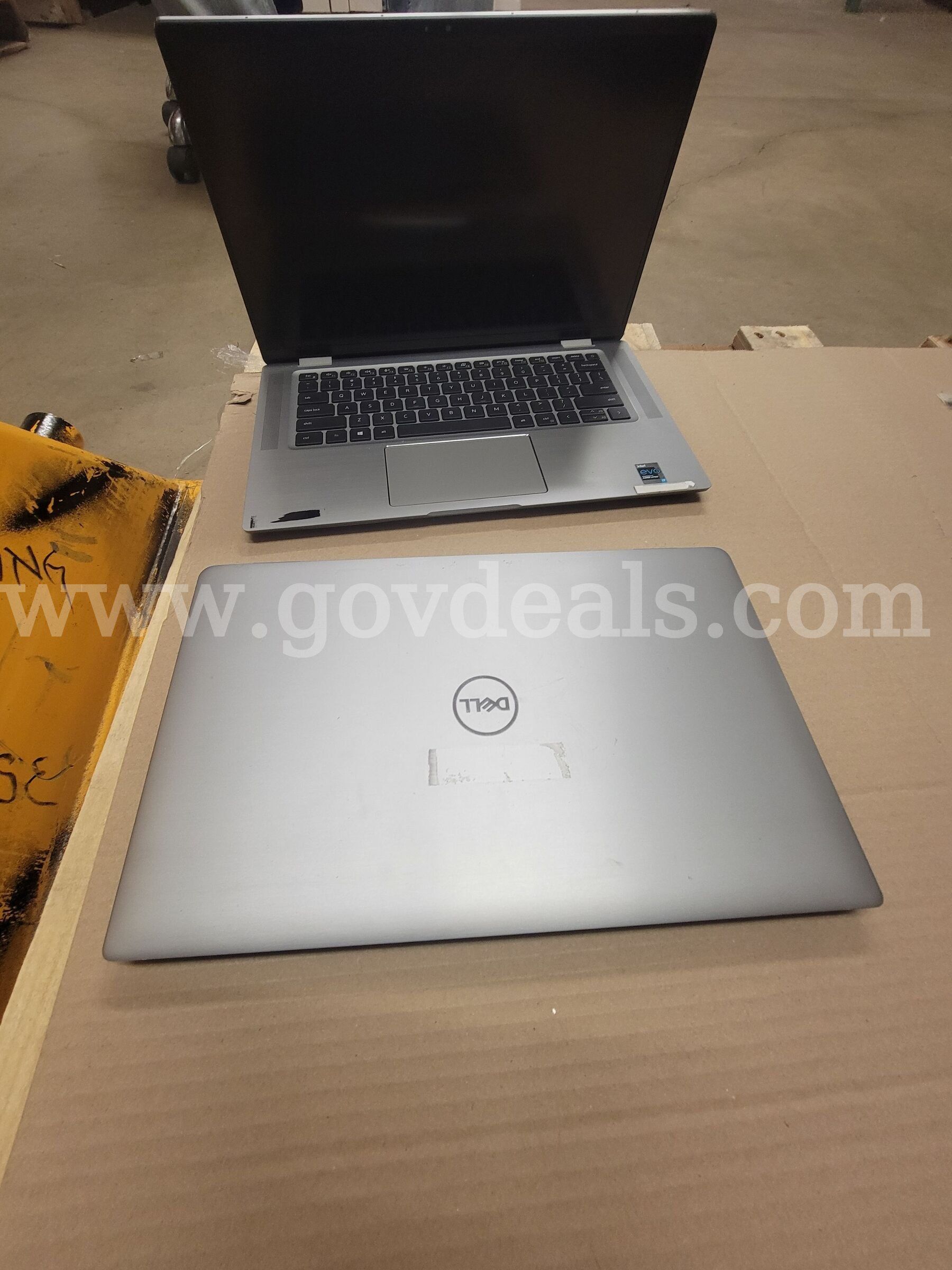 LOT OF 24 LAPTOPS