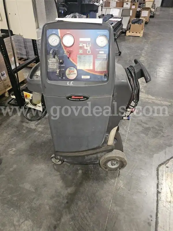 A C Service Machine