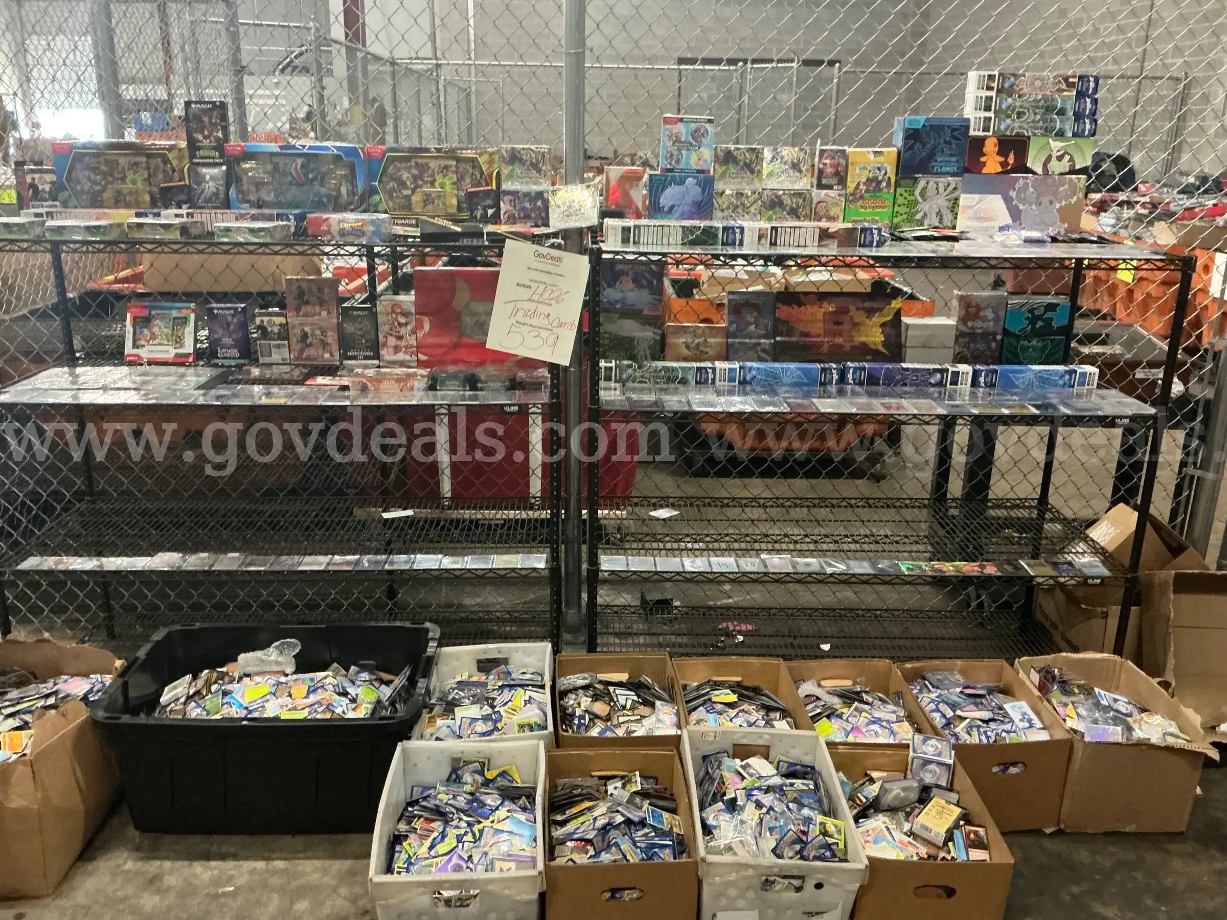 Collectibles Trading Cards (AUG26-H016)