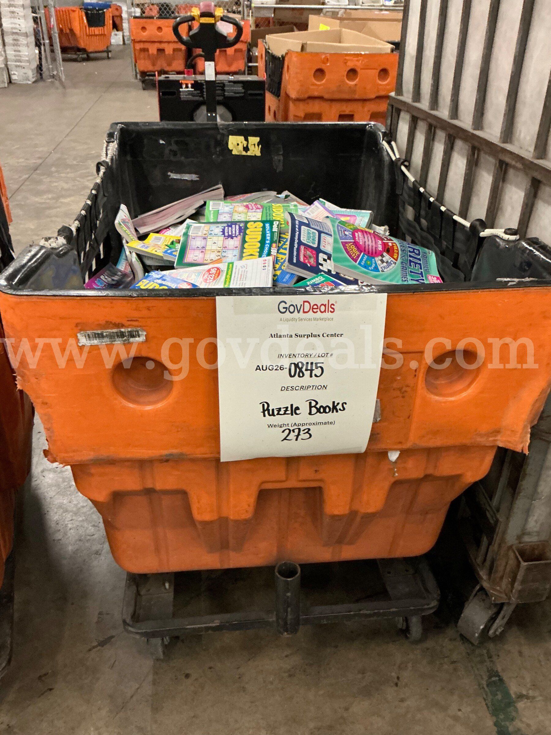 Books Puzzles & Crosswords (AUG26-0845)