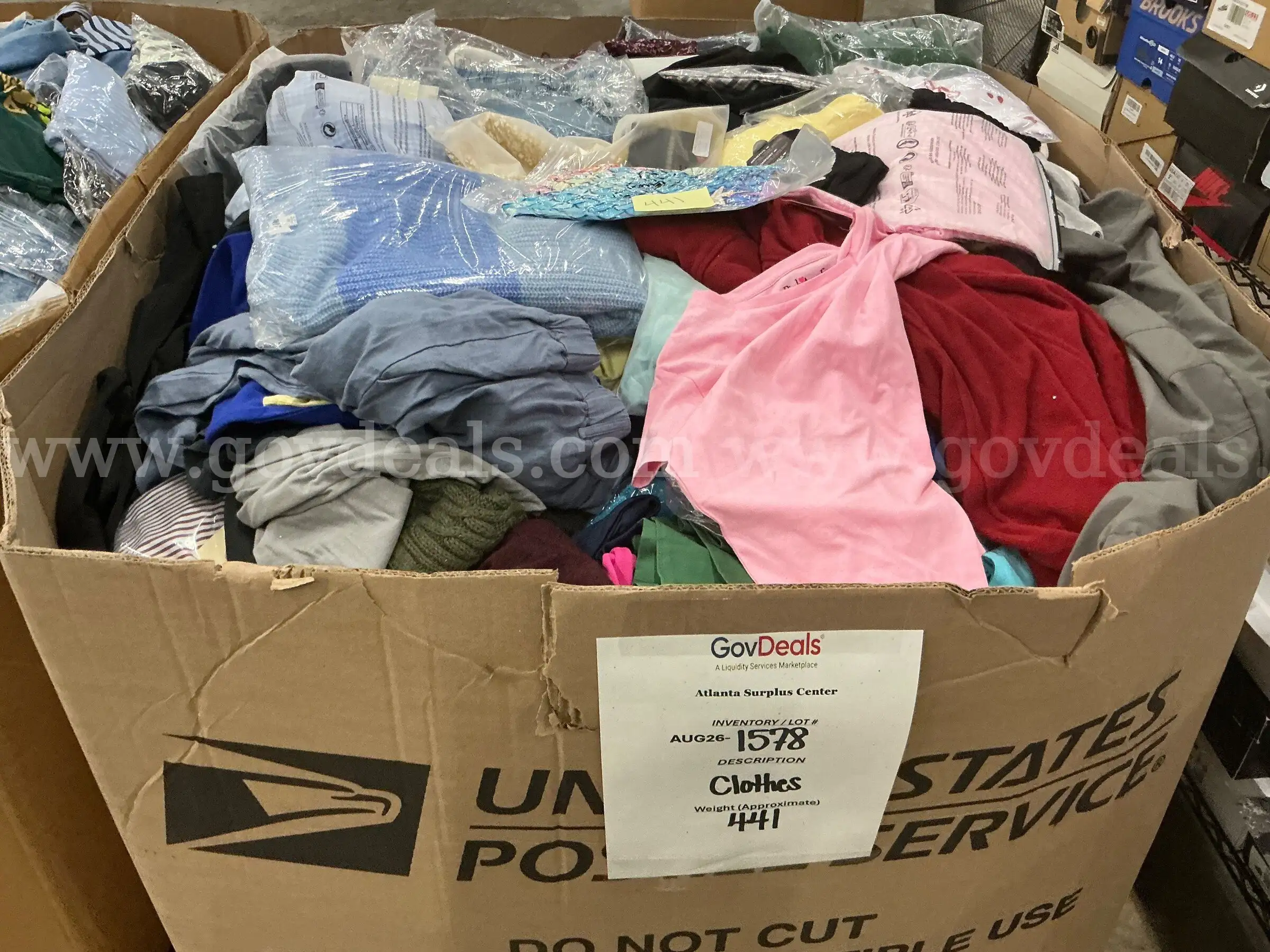 Apparel Clothes (AUG26-1578)