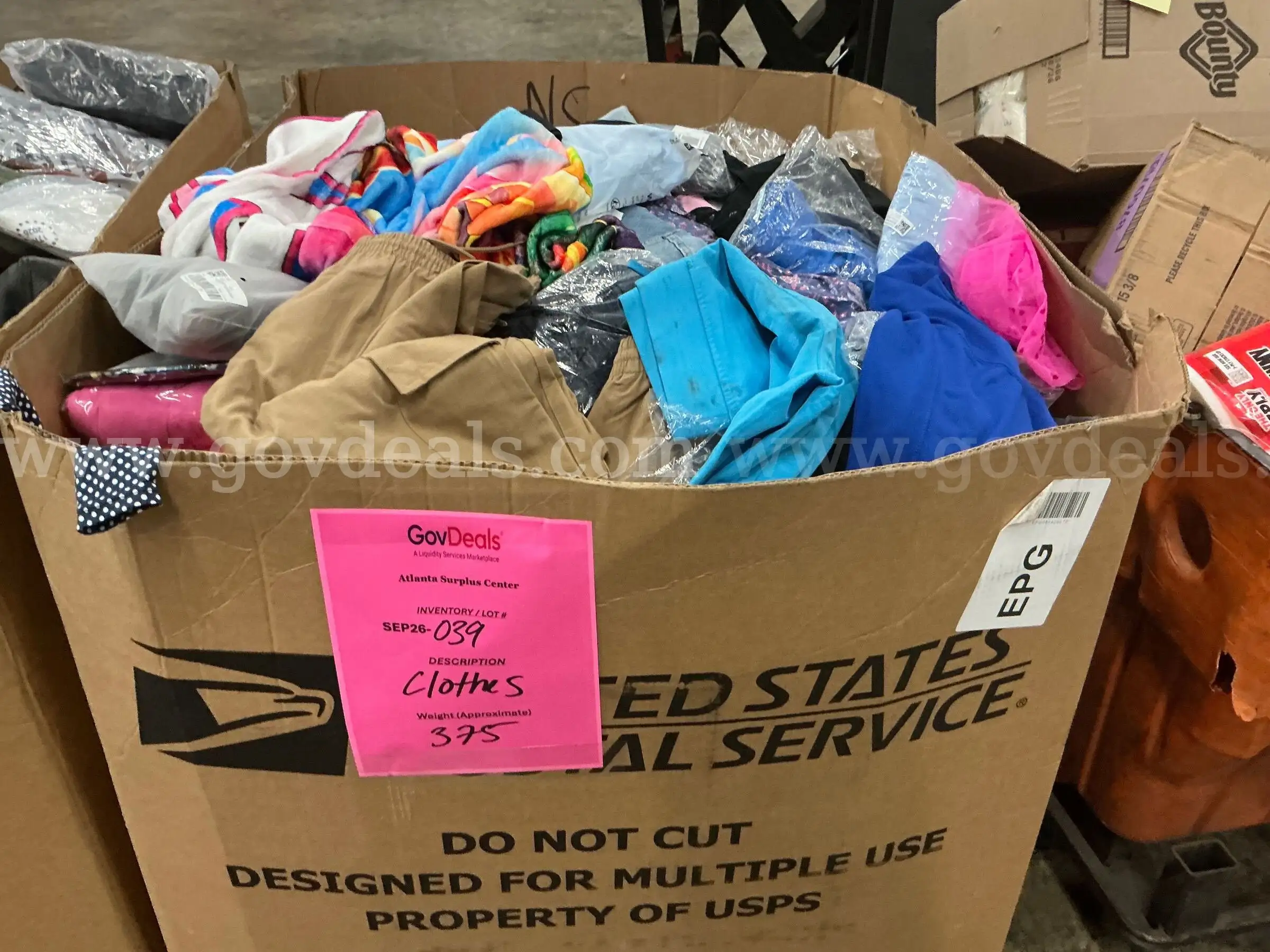 Apparel Clothes (SEP26-0039)