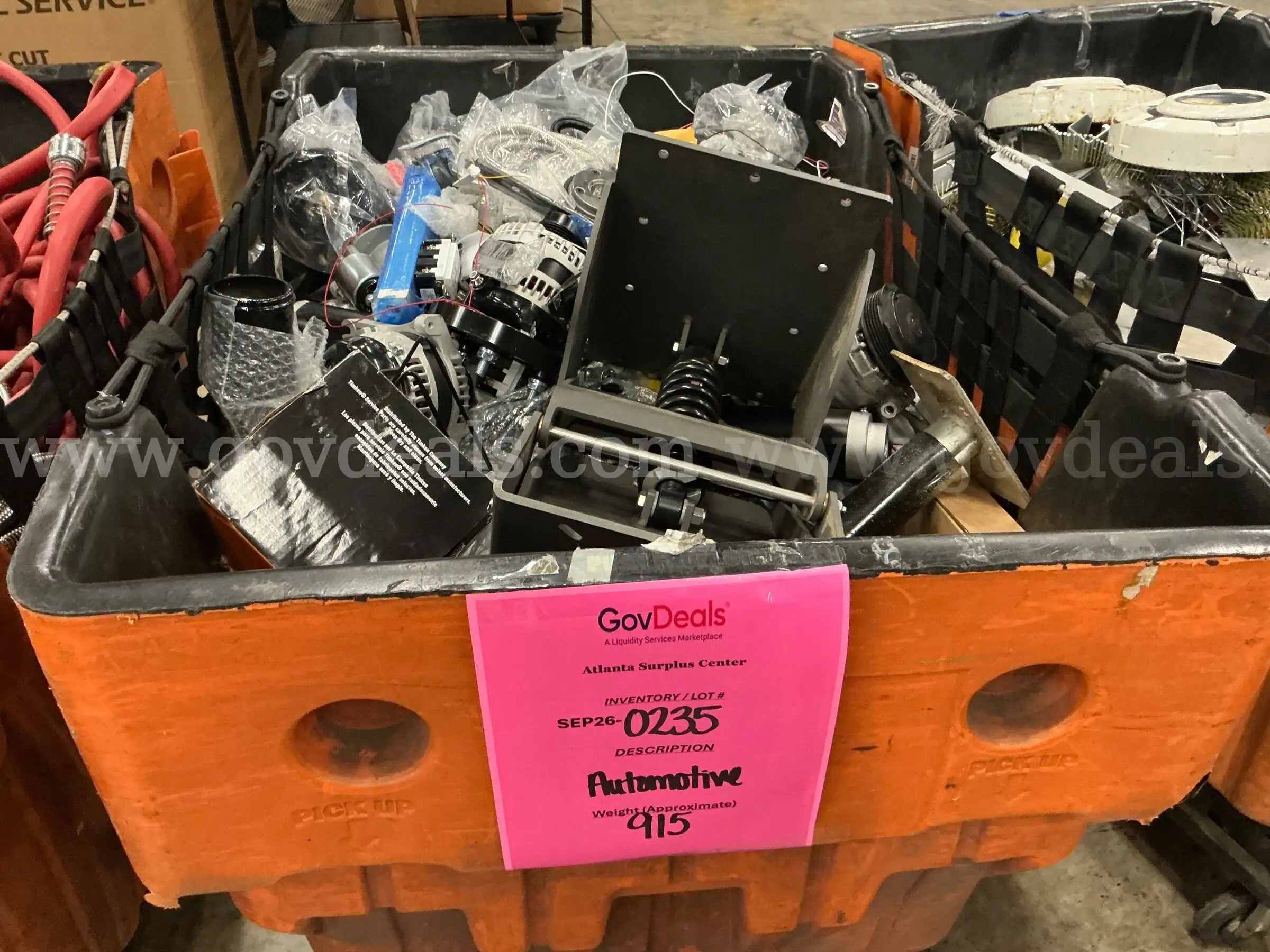Hardware Automotive and Hardware (Hamper)(SEP26-0235)