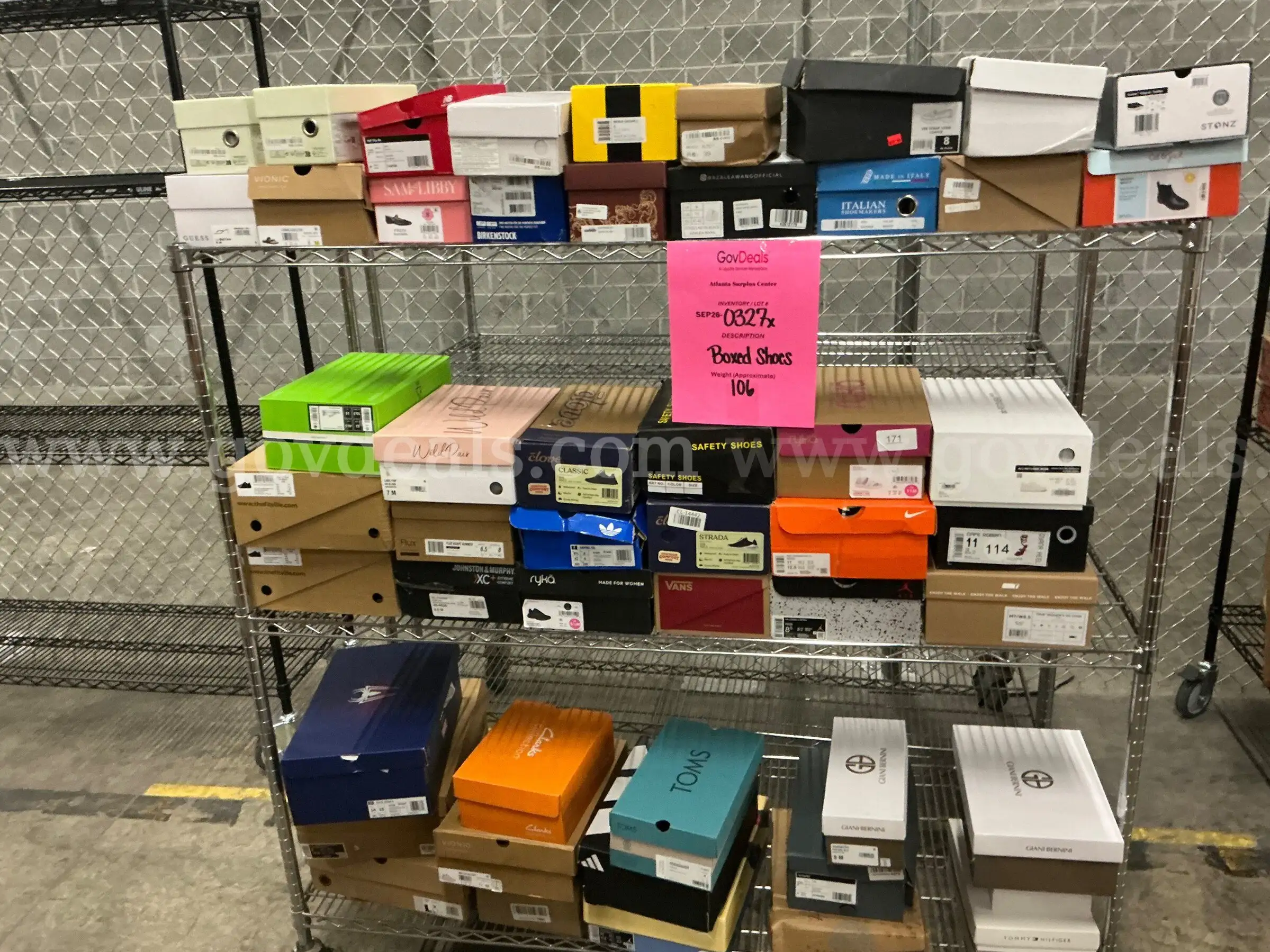 Apparel Boxed Shoes (SEP26-0327X)
