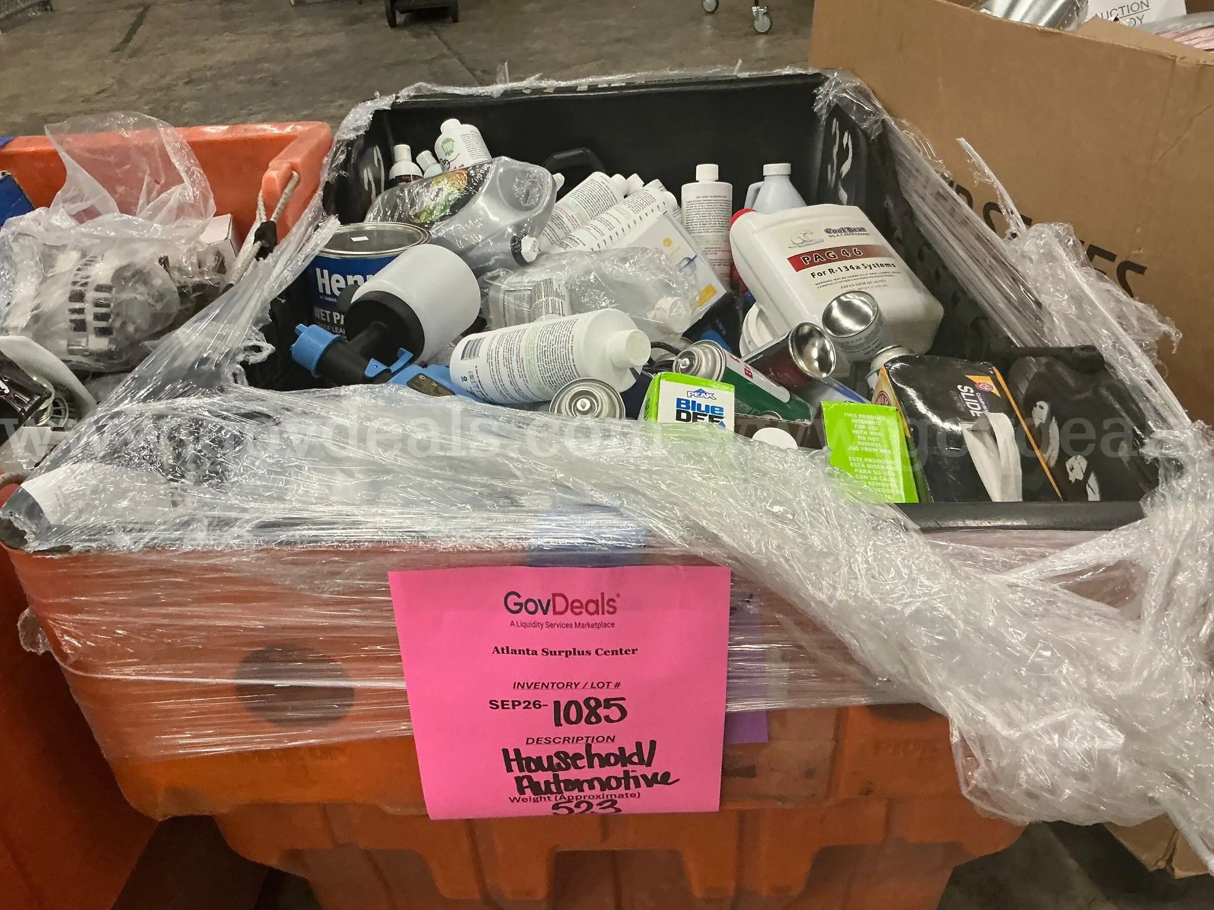 General Merchandise Household Cleaning Products Auto Chemicals (SEP26-1085)