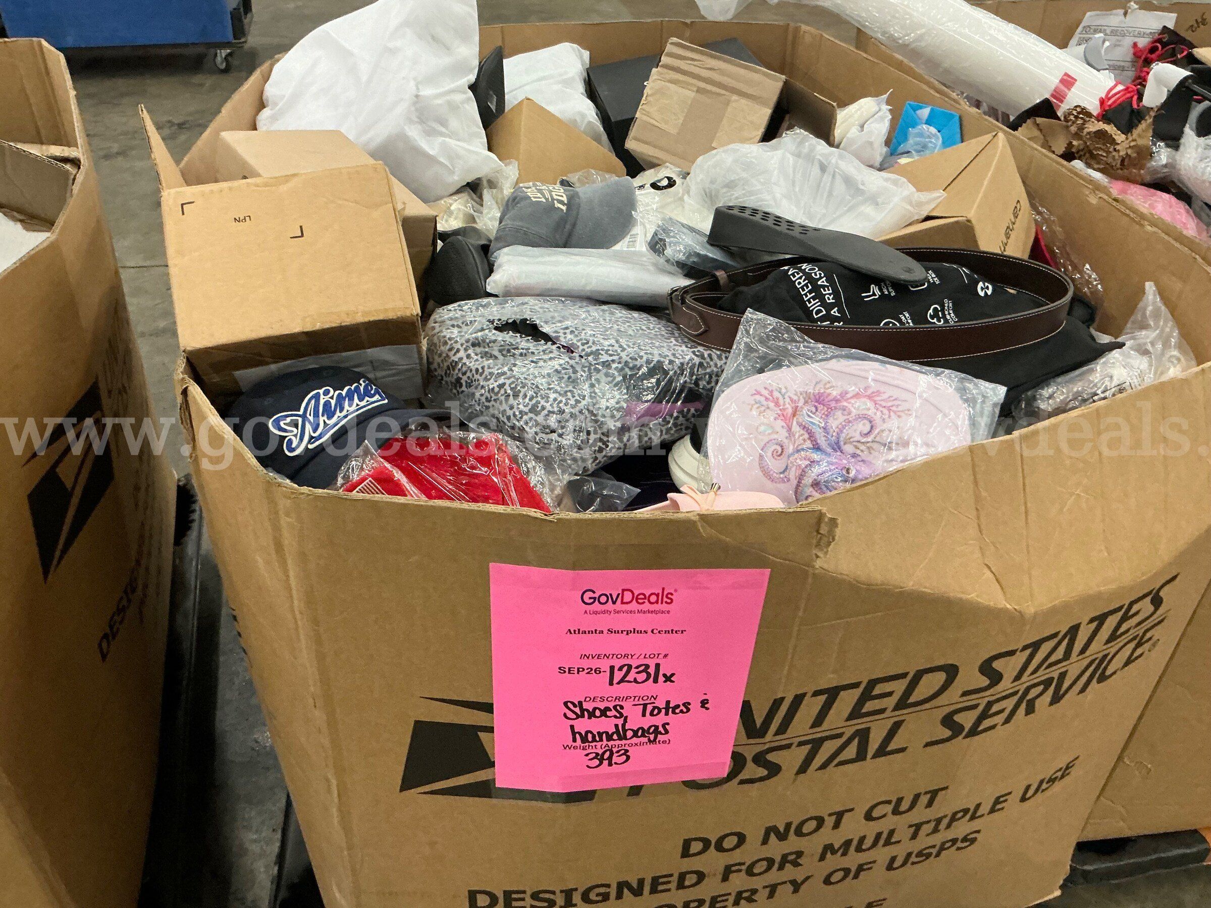 Apparel Manually Sorted Shoes Handbags and Totes (SEP26-1231X)