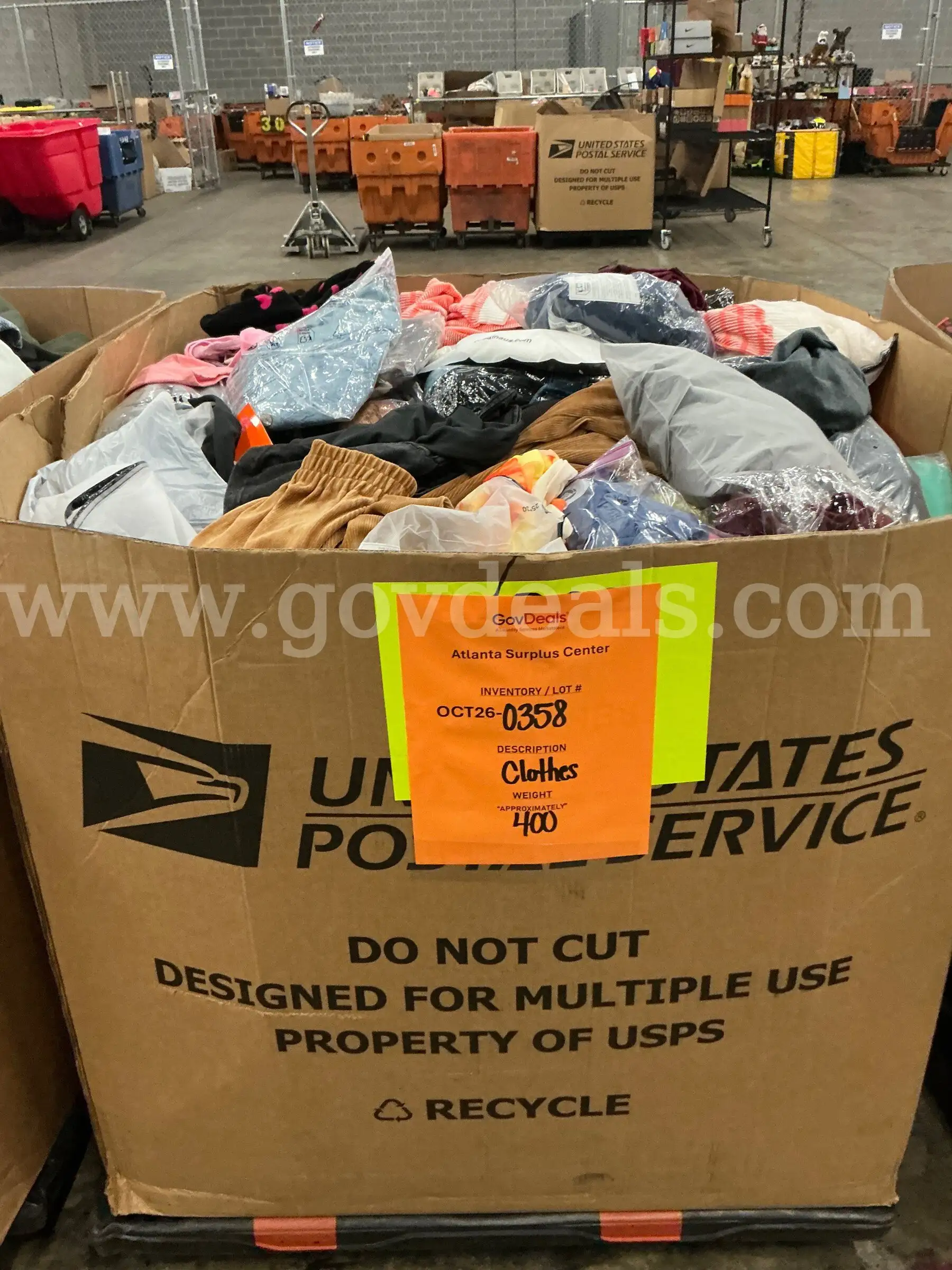 Apparel Clothes (OCT26-0358)