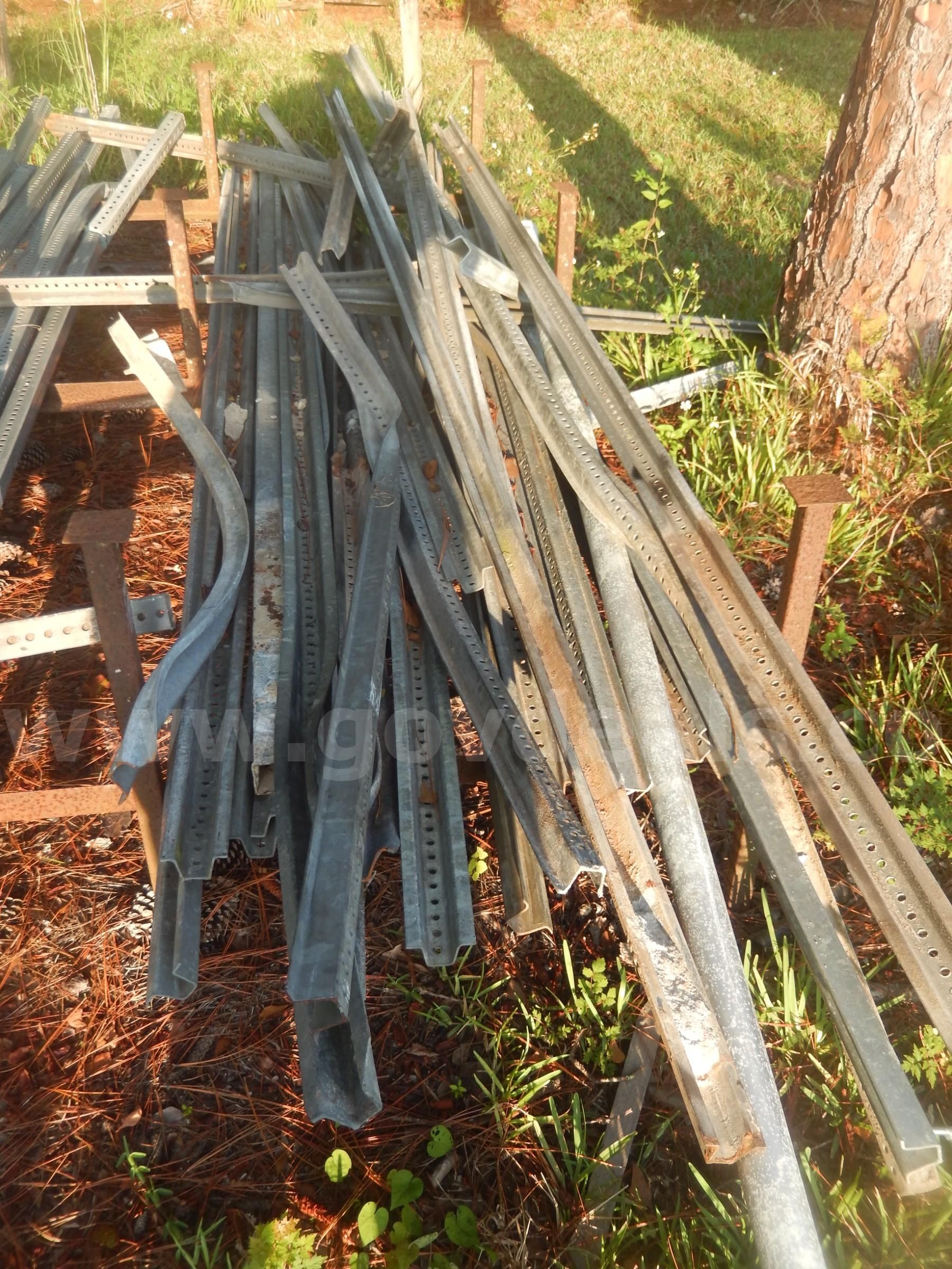 USED (25) SQUARE METAL SIGN POSTS RANGING FROM 56 L TO 144 L
