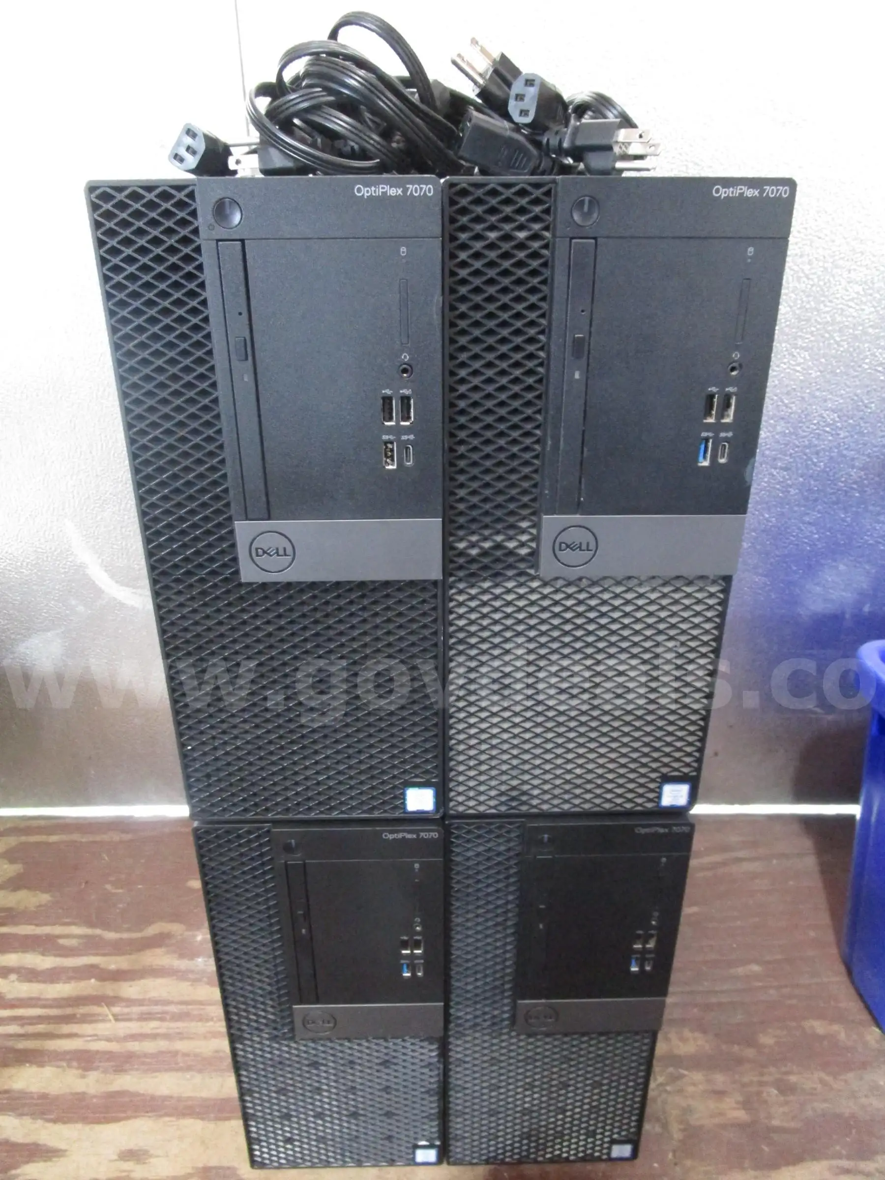 (4) USED DELL COMPUTER TOWERS OPTIPLEX 7070