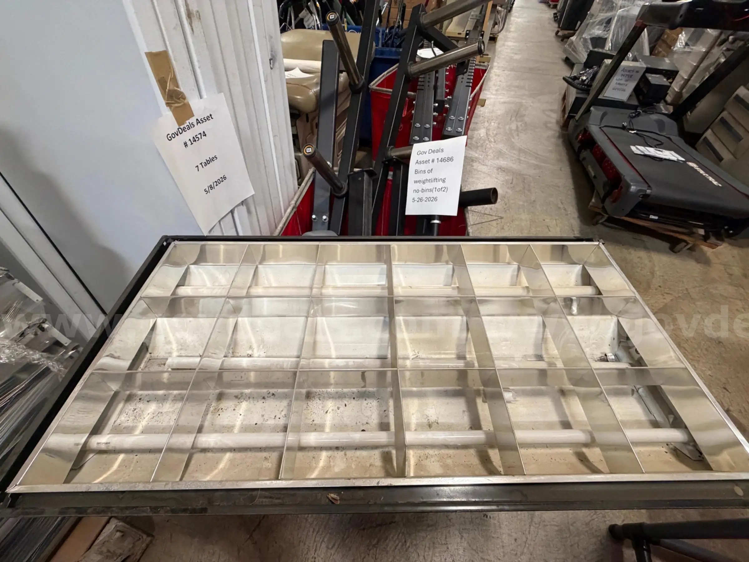 Pallet of Light Fixtures
