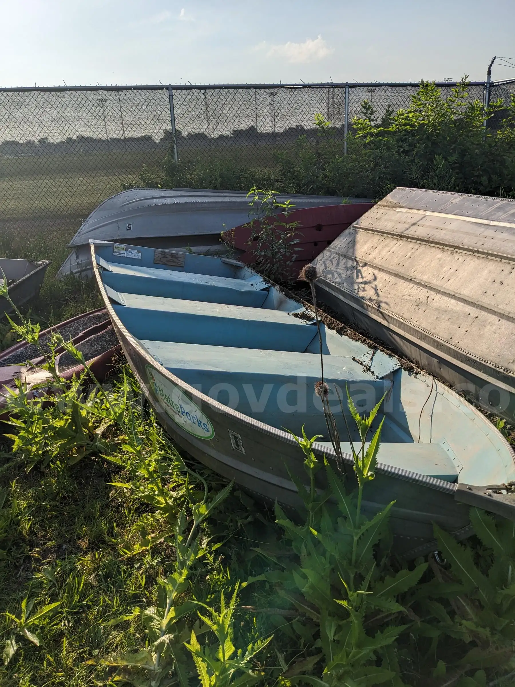 Polar Kraft 1460 4 person row boat with 2 oars