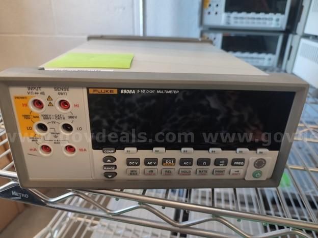 Fluke Digital Multimeter 1