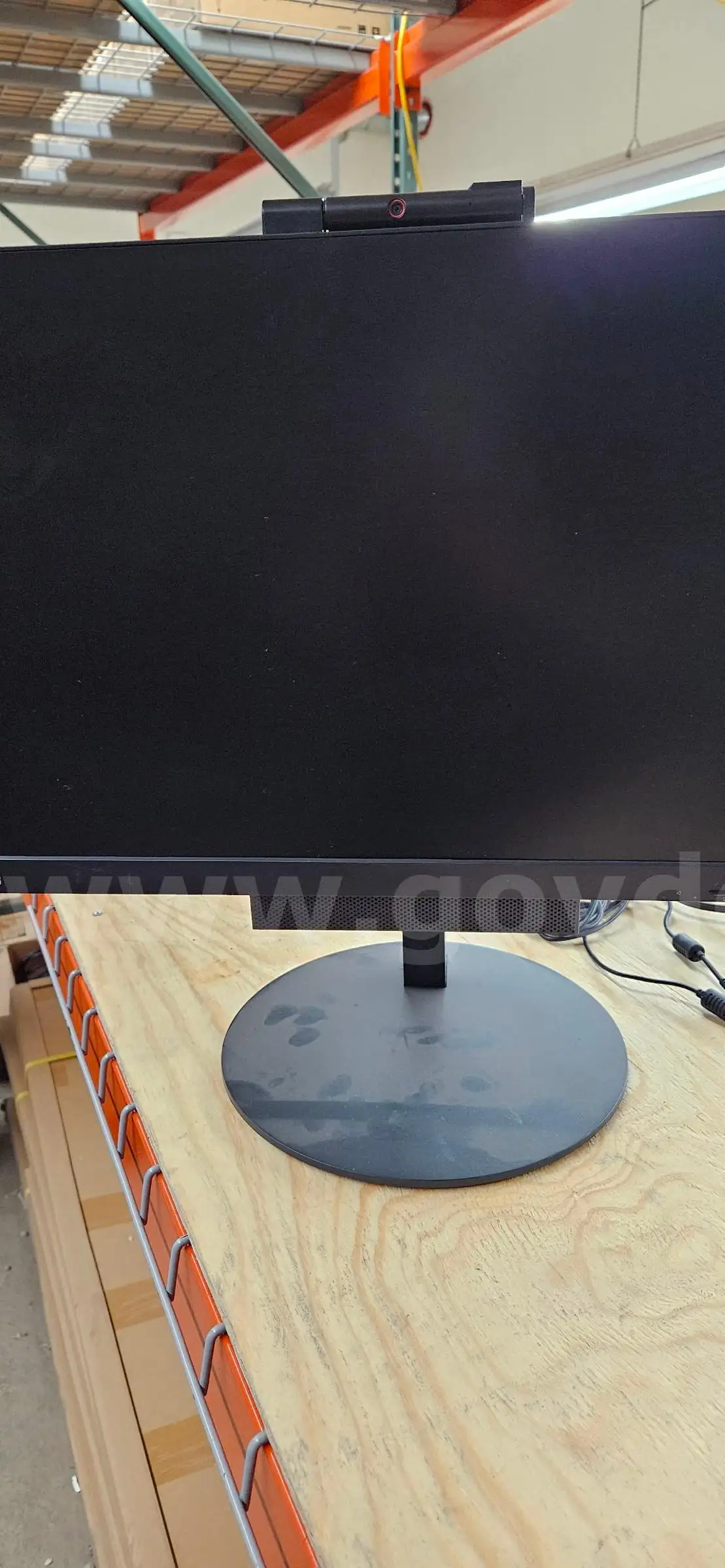 Lenovo Tiny in one 24 and M920q Tiny