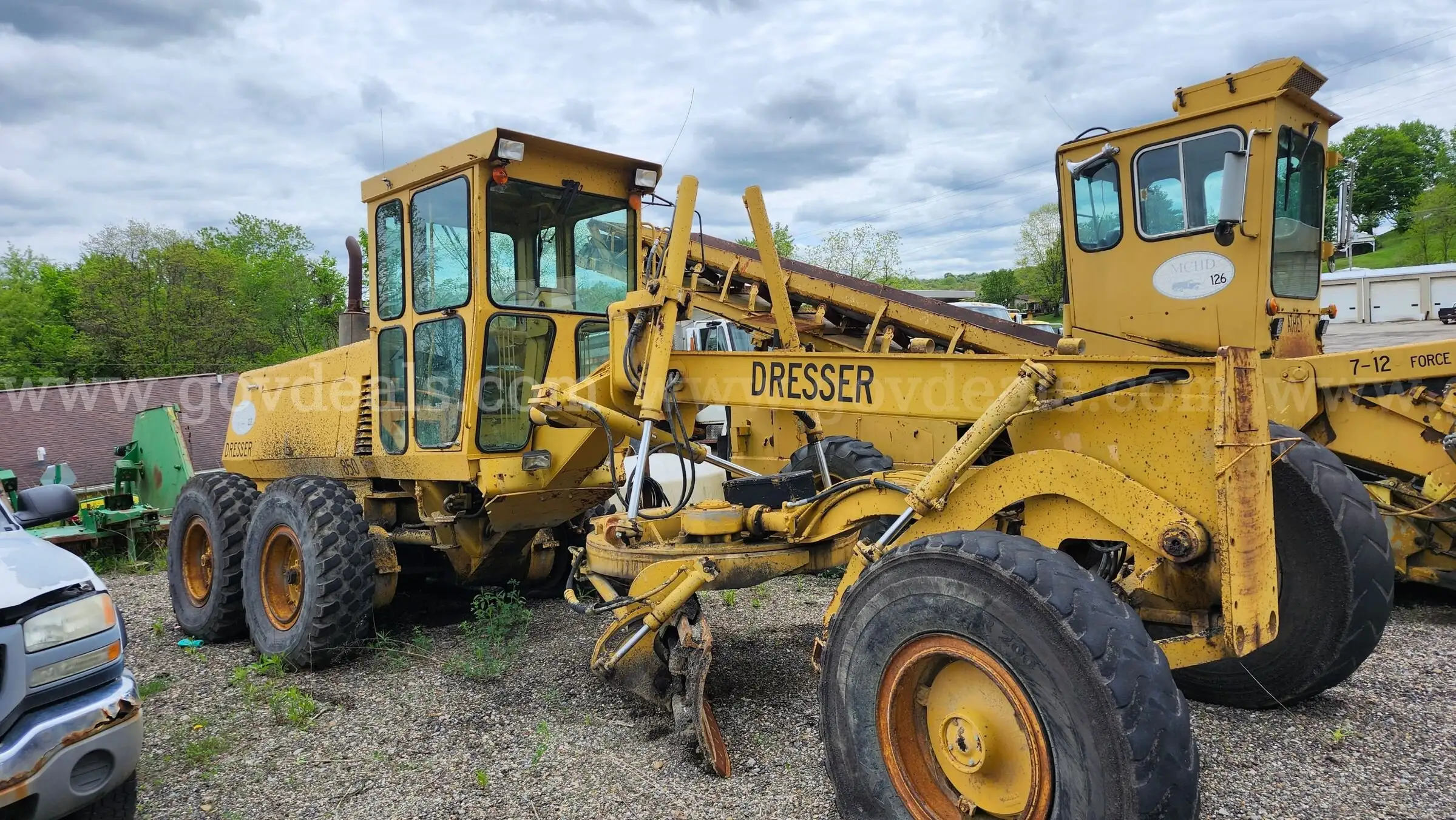 1990 DRESSER GRADER