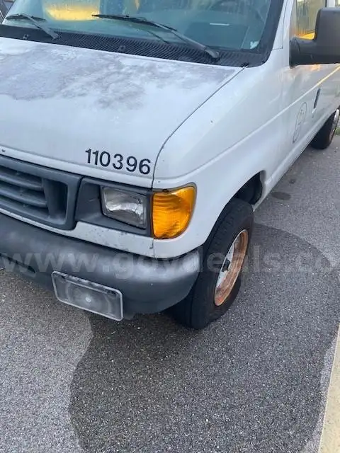 2004 Ford Econoline