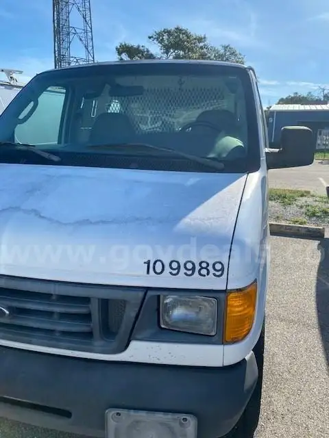 2004 Ford Econoline