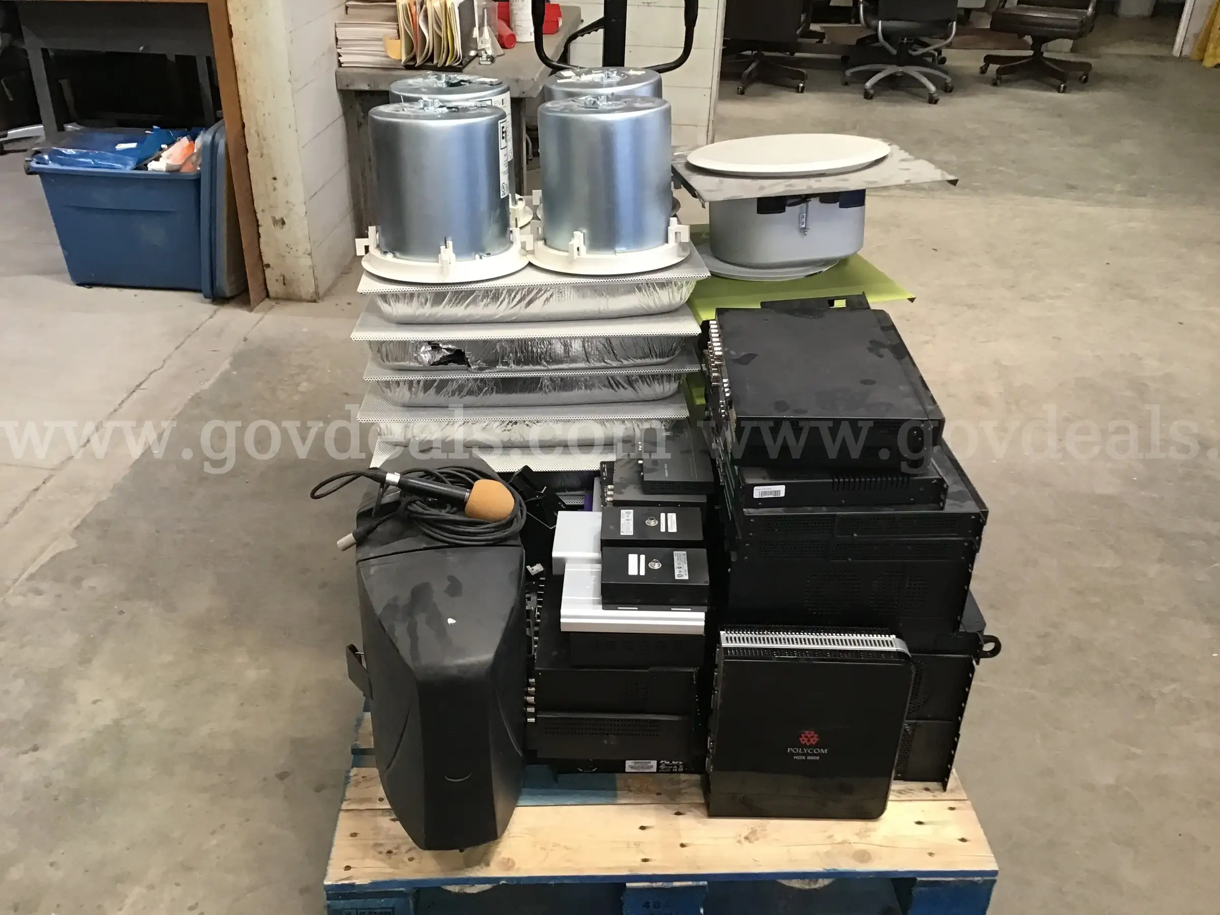 Lot 5 Audio Equipment - 402 lbs