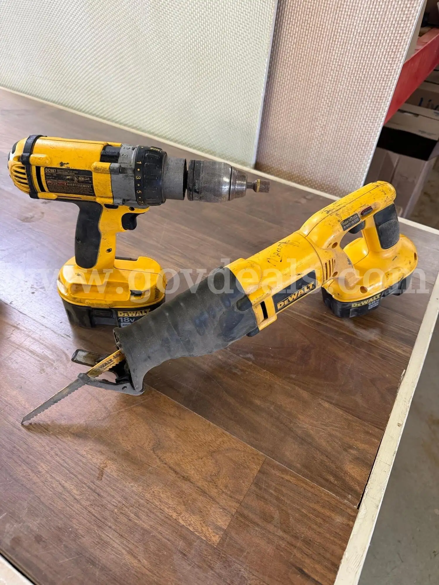 Dewalt