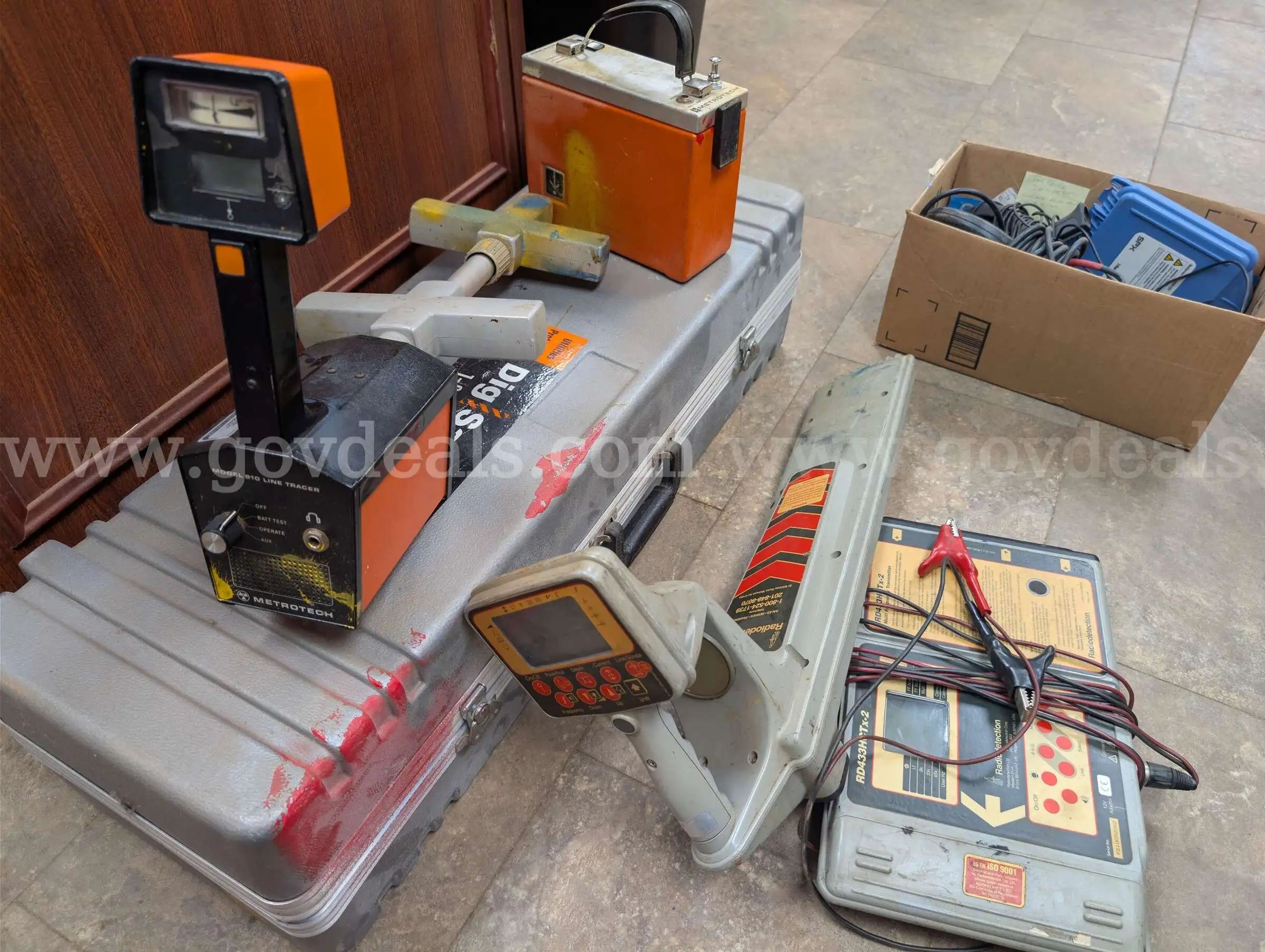 Lot of Various Locate Equipment