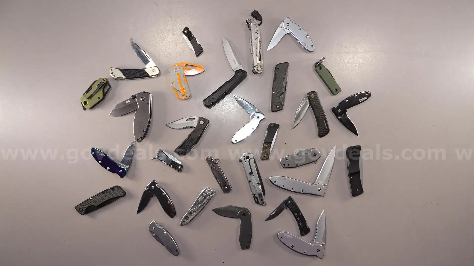 Knife Lot Kershaw Gerber - Shipping Fee $13