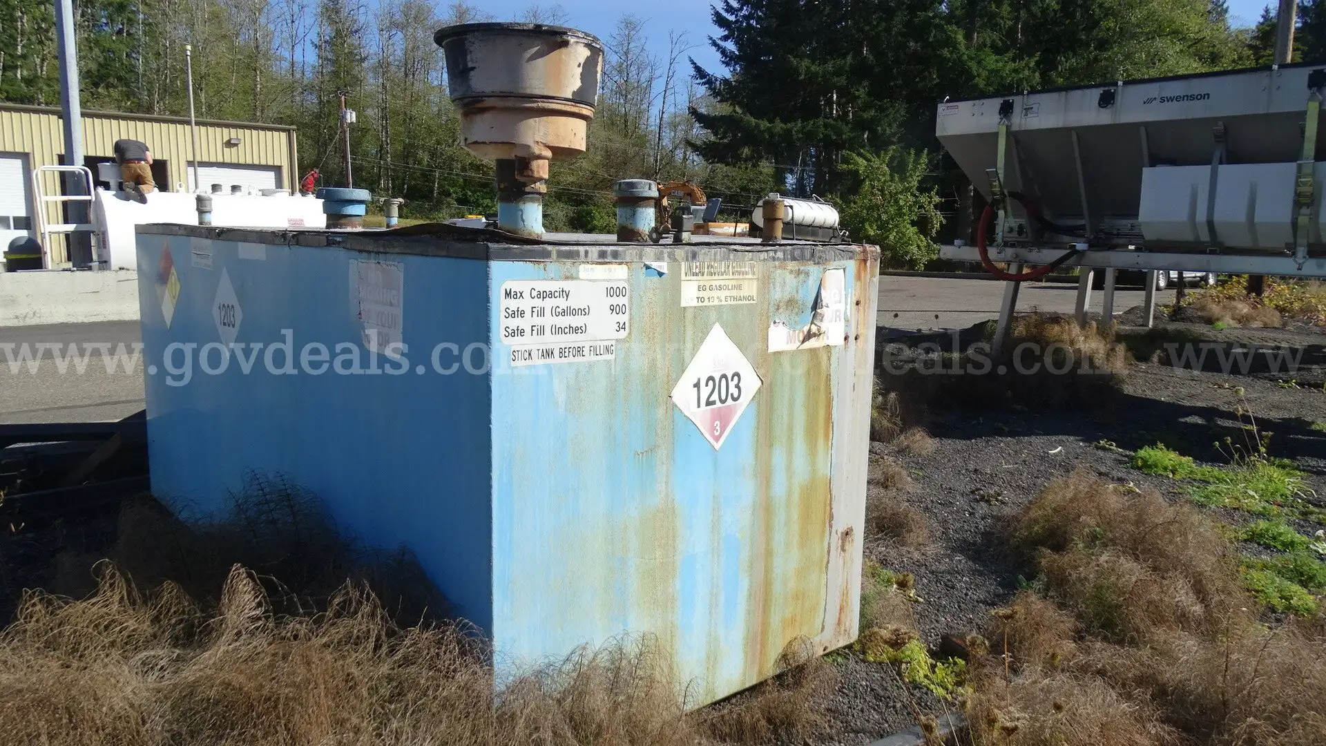 Hallmark Indust 1000 Gallon